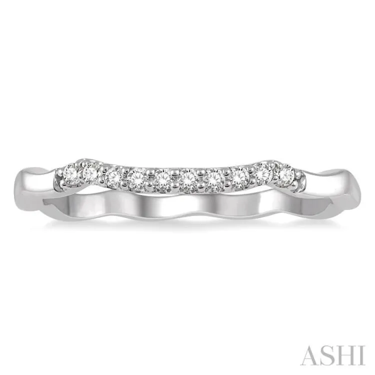 1/10 ctw Lattice Round Cut Diamond Wedding Band in 14K White Gold