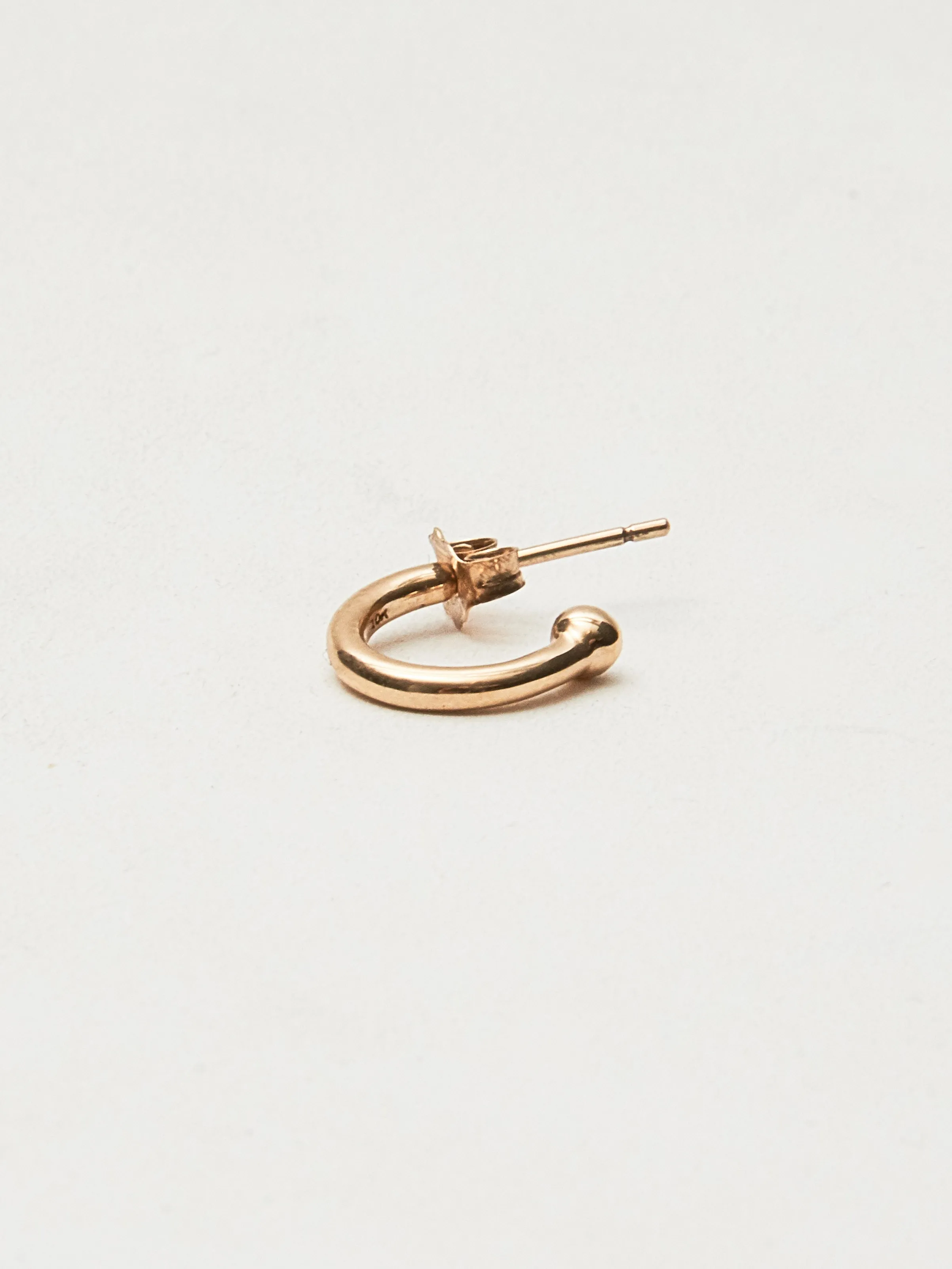 14k Classic Huggie