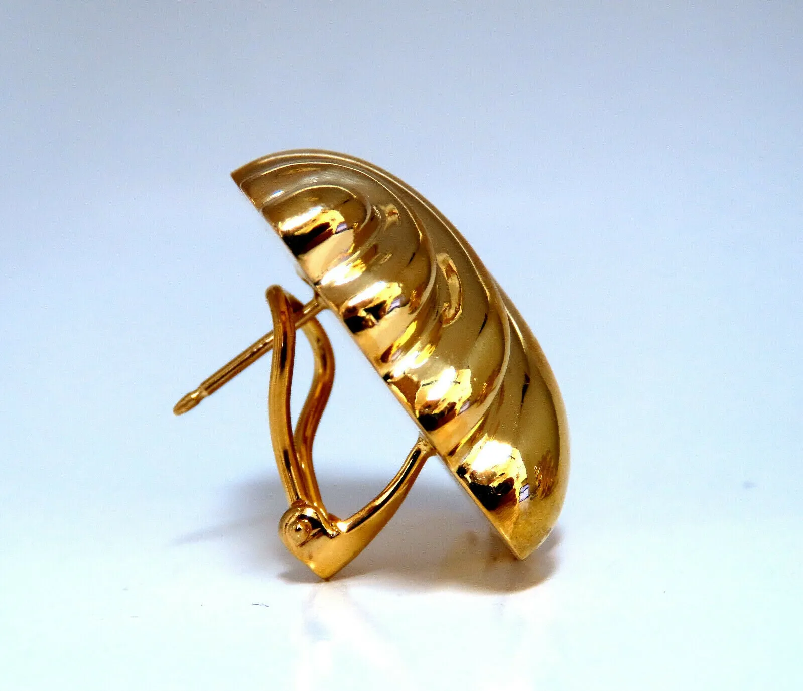 14kt Gold Clip earrings Crest Classic