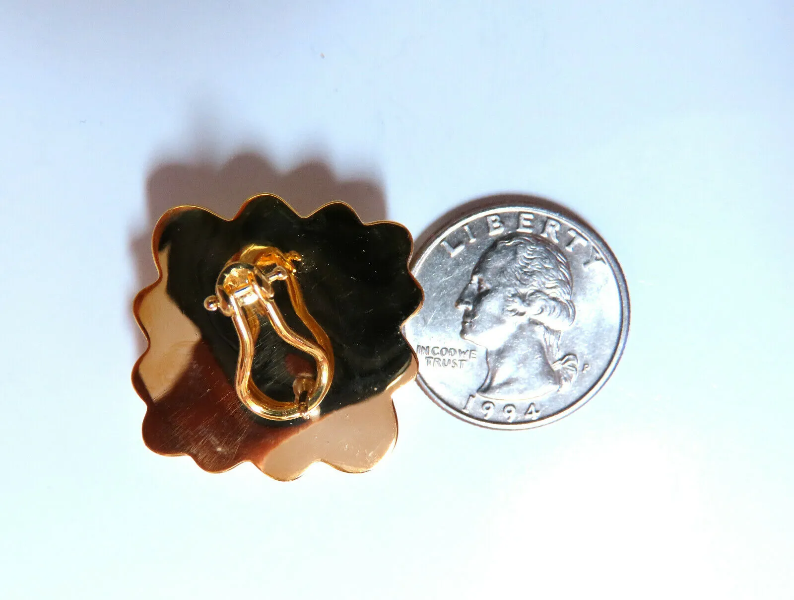 14kt Gold Clip earrings Crest Classic