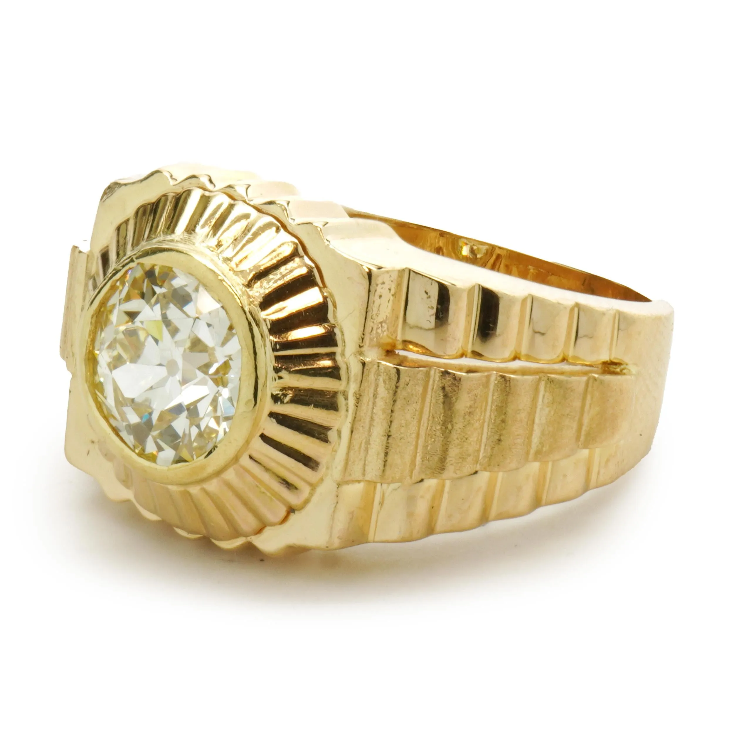 18 Karat Yellow Gold Diamond Solitaire Ring