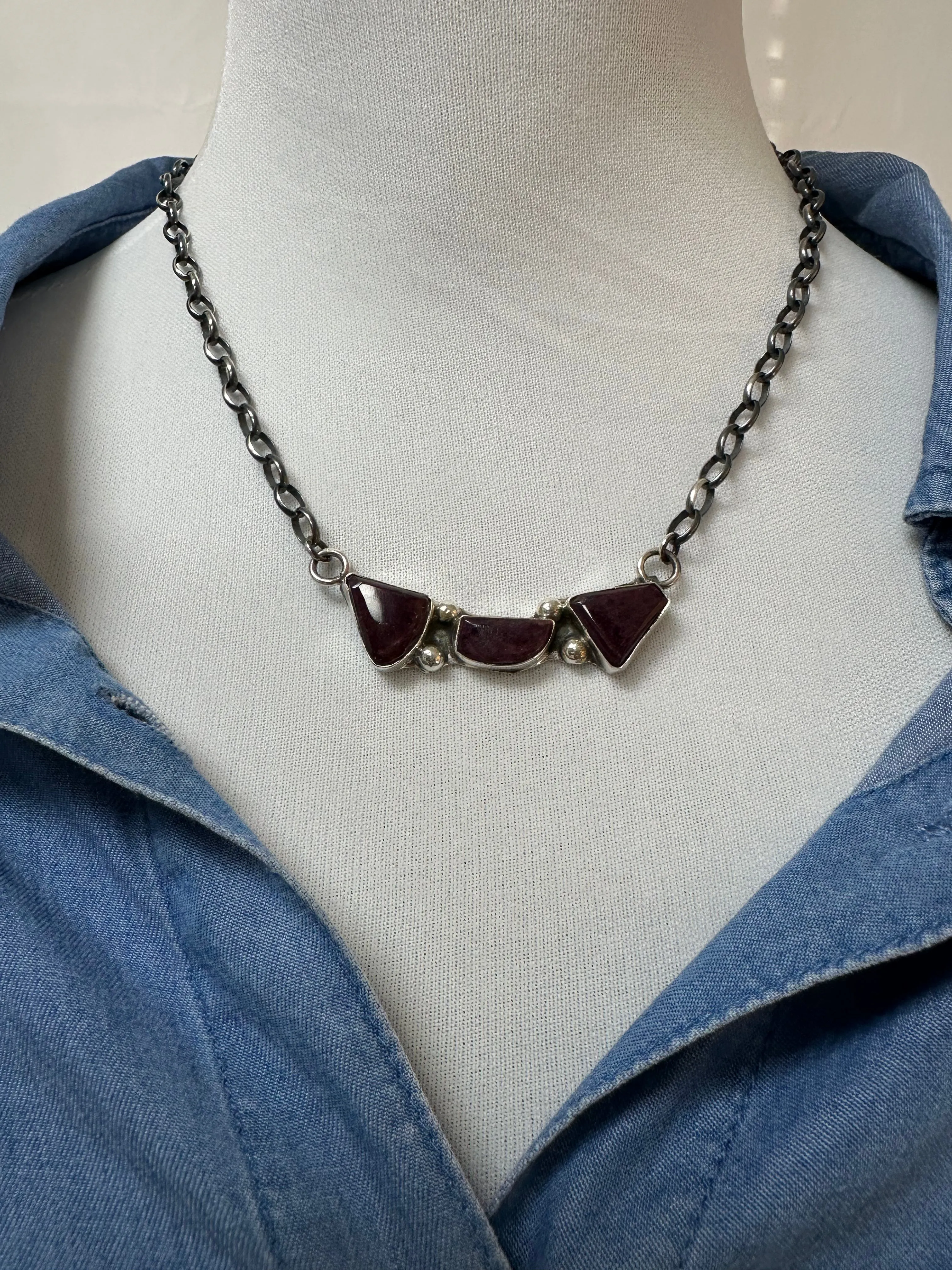 18" Purple Spiny Stone Necklace