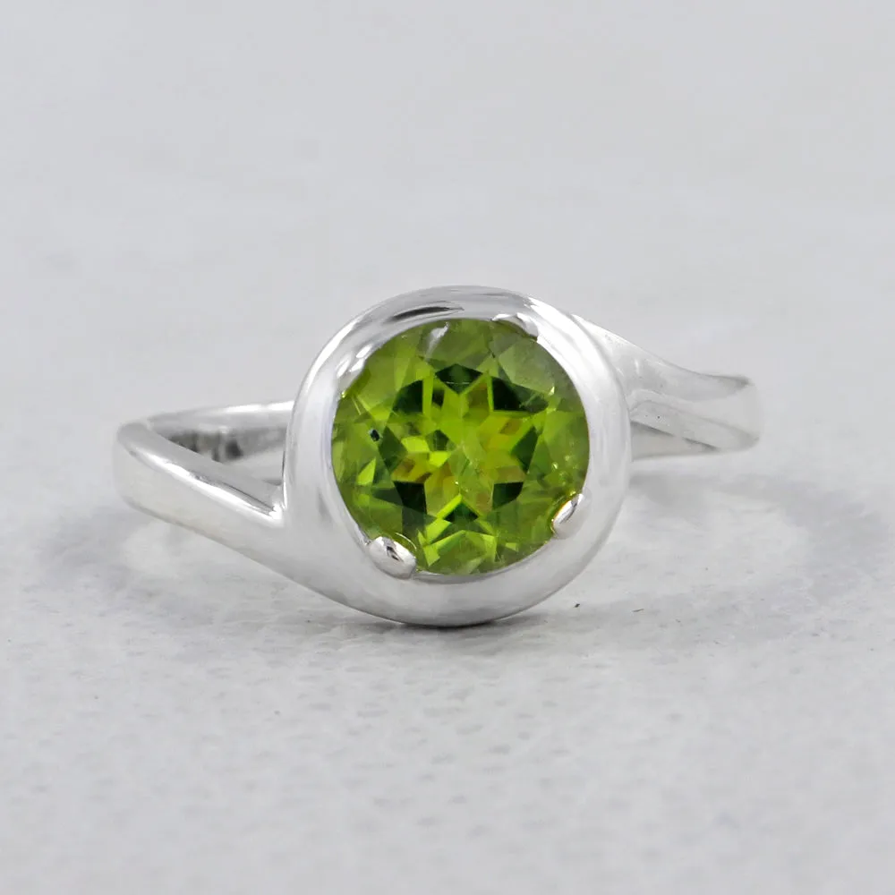 925 Sterling Silver Designer Garnet Ring