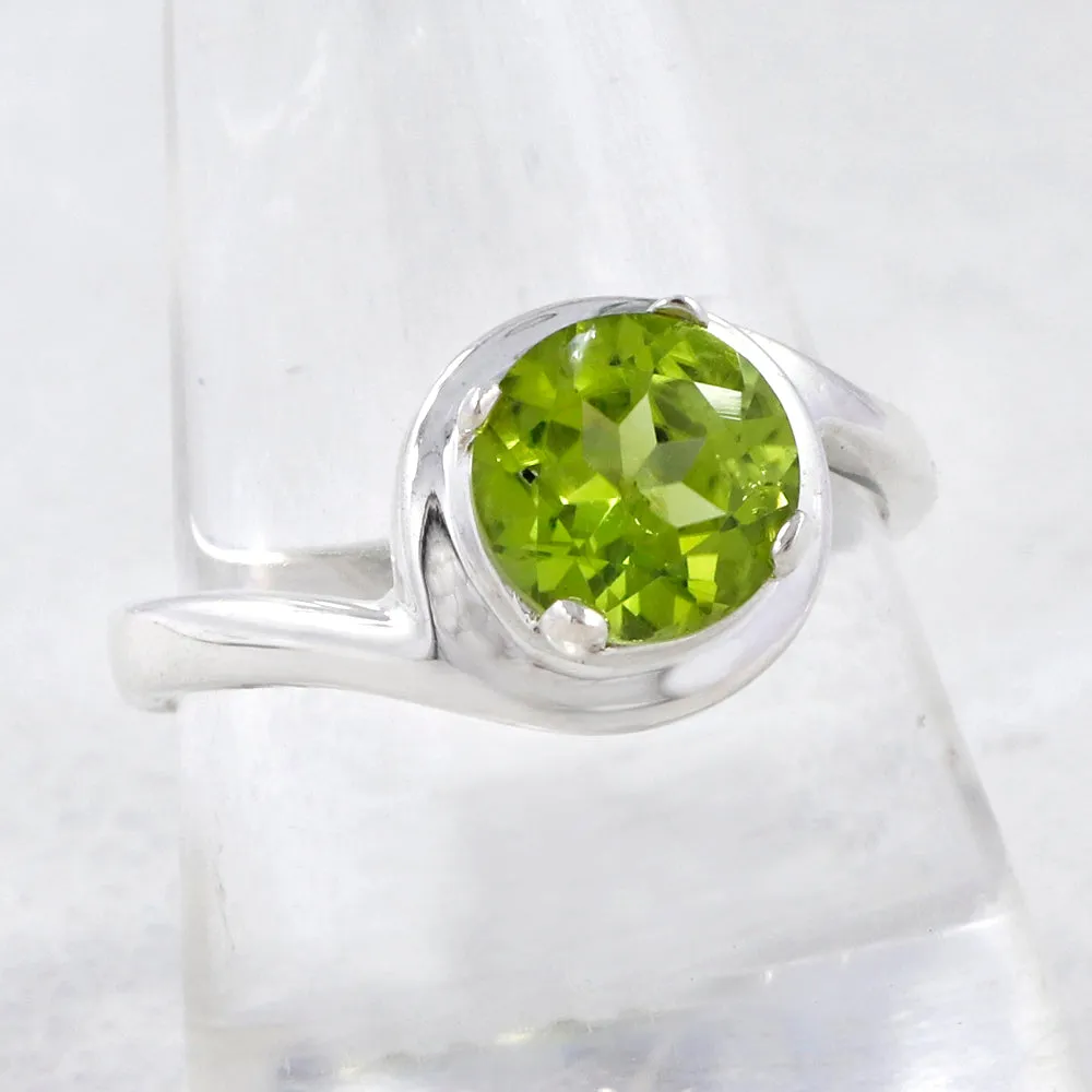 925 Sterling Silver Designer Garnet Ring