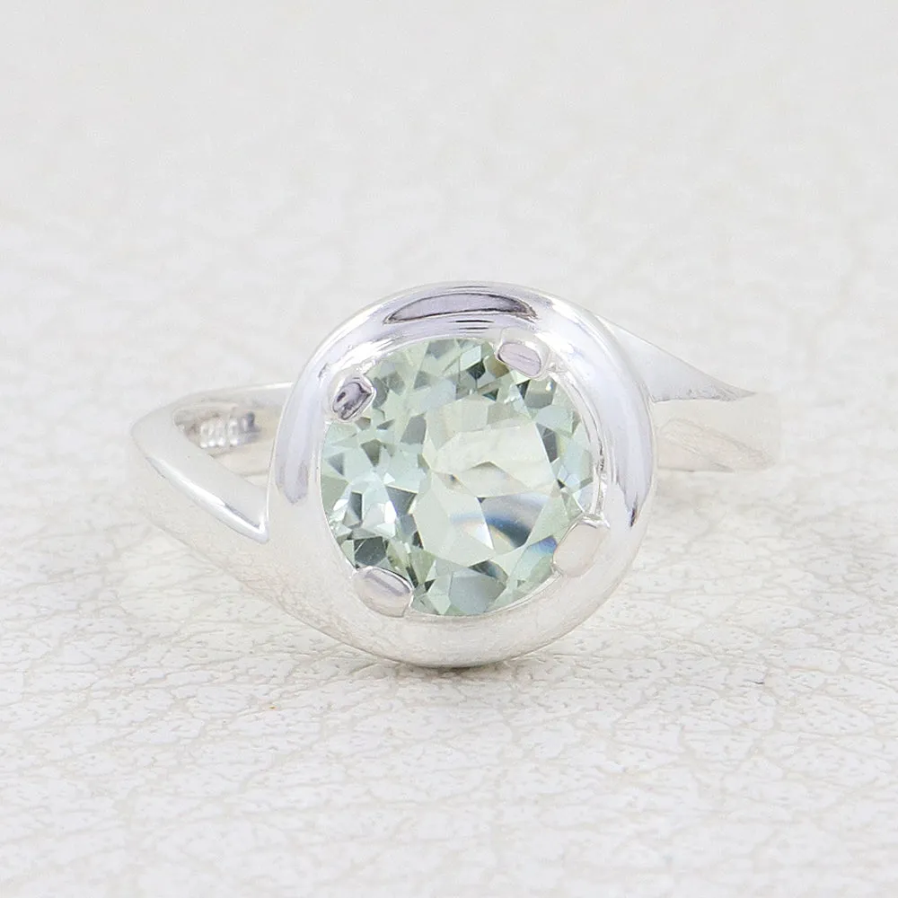 925 Sterling Silver Designer Garnet Ring