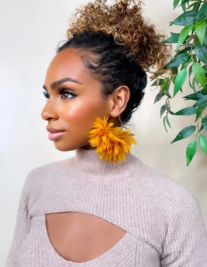 ALOHA HOOP EARRINGS