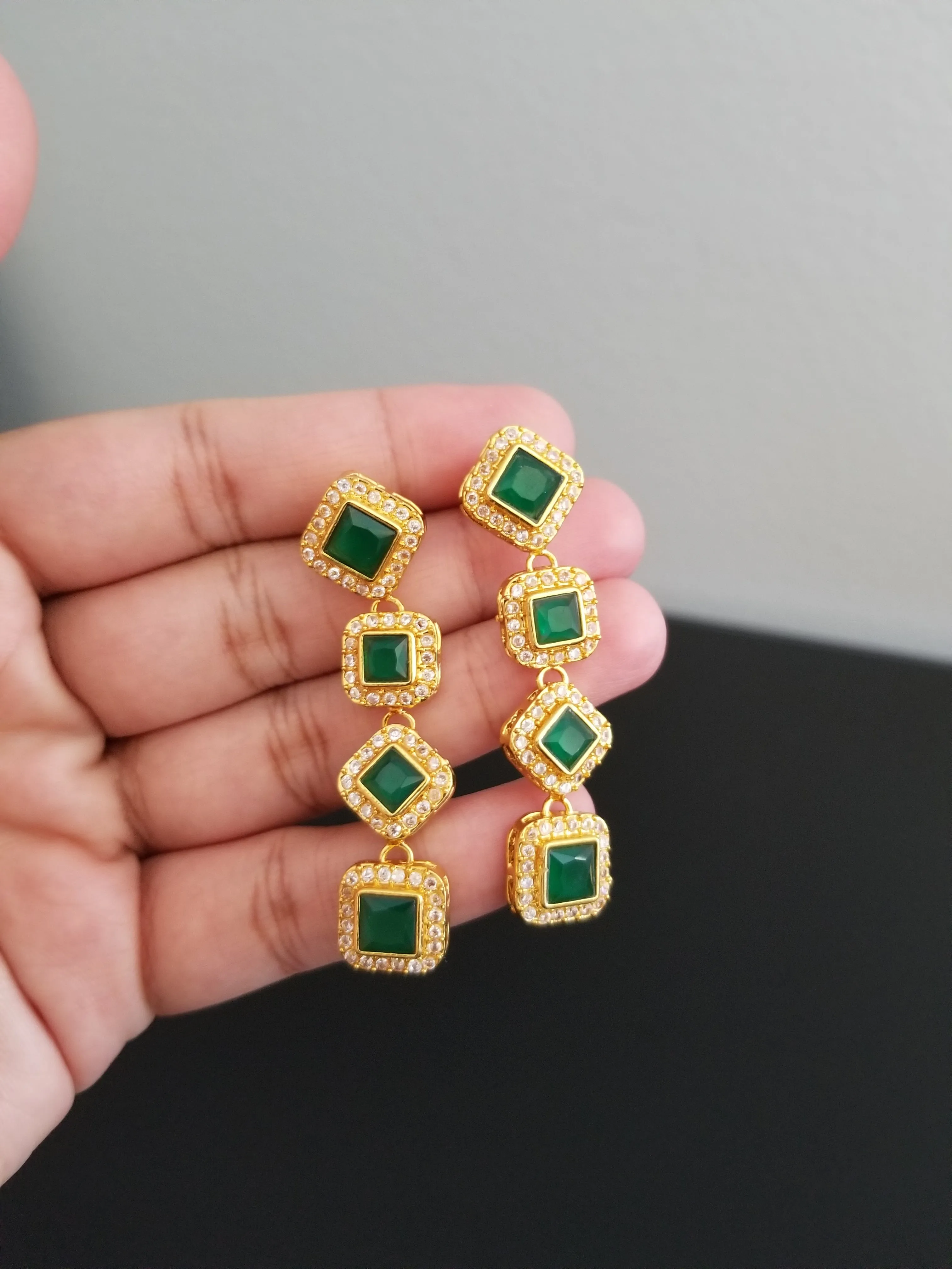 Antique Classic Earring With Gold Plating