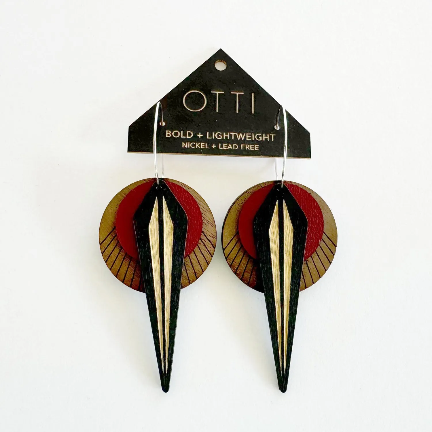 Architectural Lightweight Leather   Walnut: Oxblood NAJA (spike)