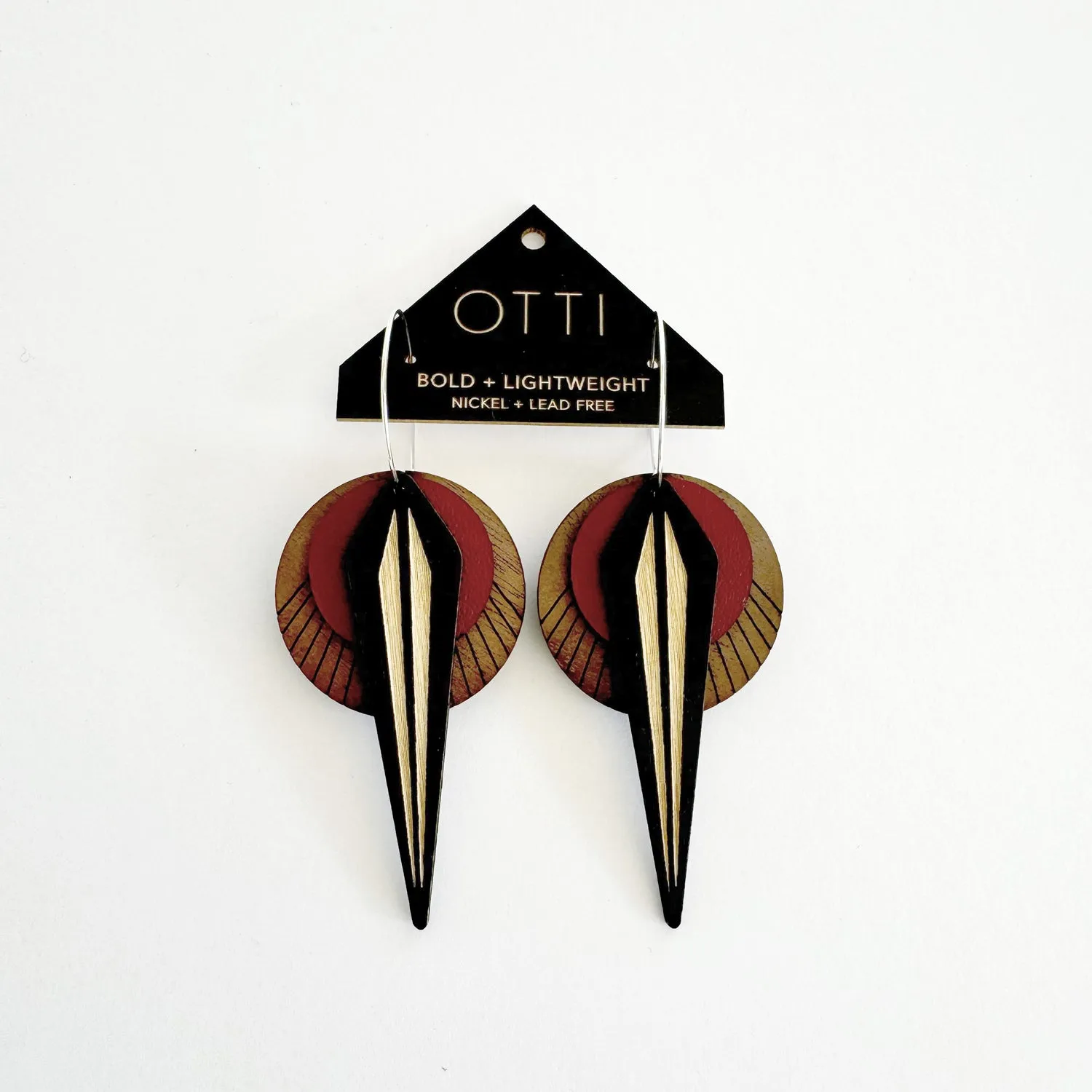 Architectural Lightweight Leather   Walnut: Oxblood NAJA (spike)
