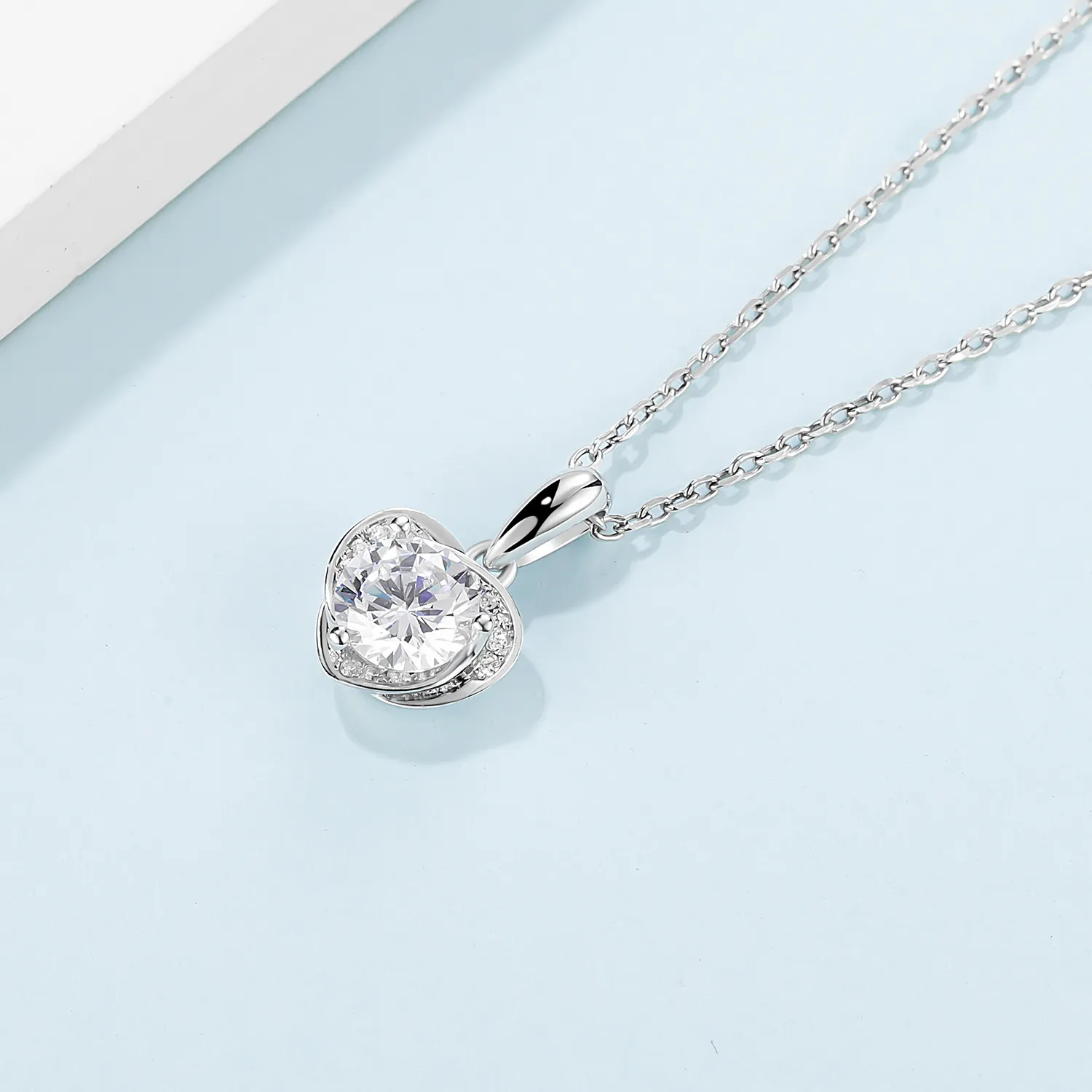 Brilliant Round Cut Moissanite Diamond Heart-shaped Stud Earrings Necklace Sets