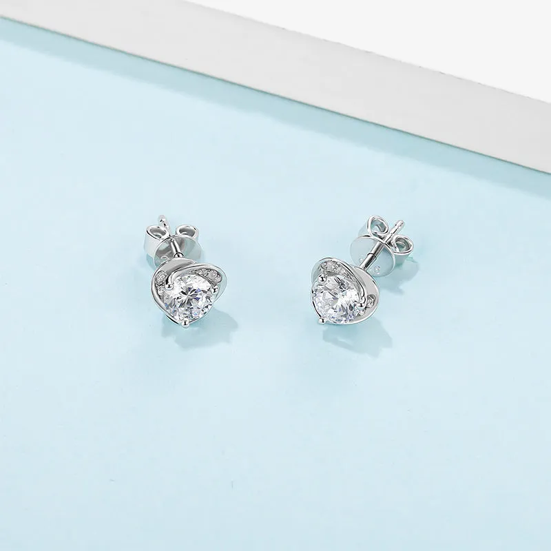 Brilliant Round Cut Moissanite Diamond Heart-shaped Stud Earrings Necklace Sets