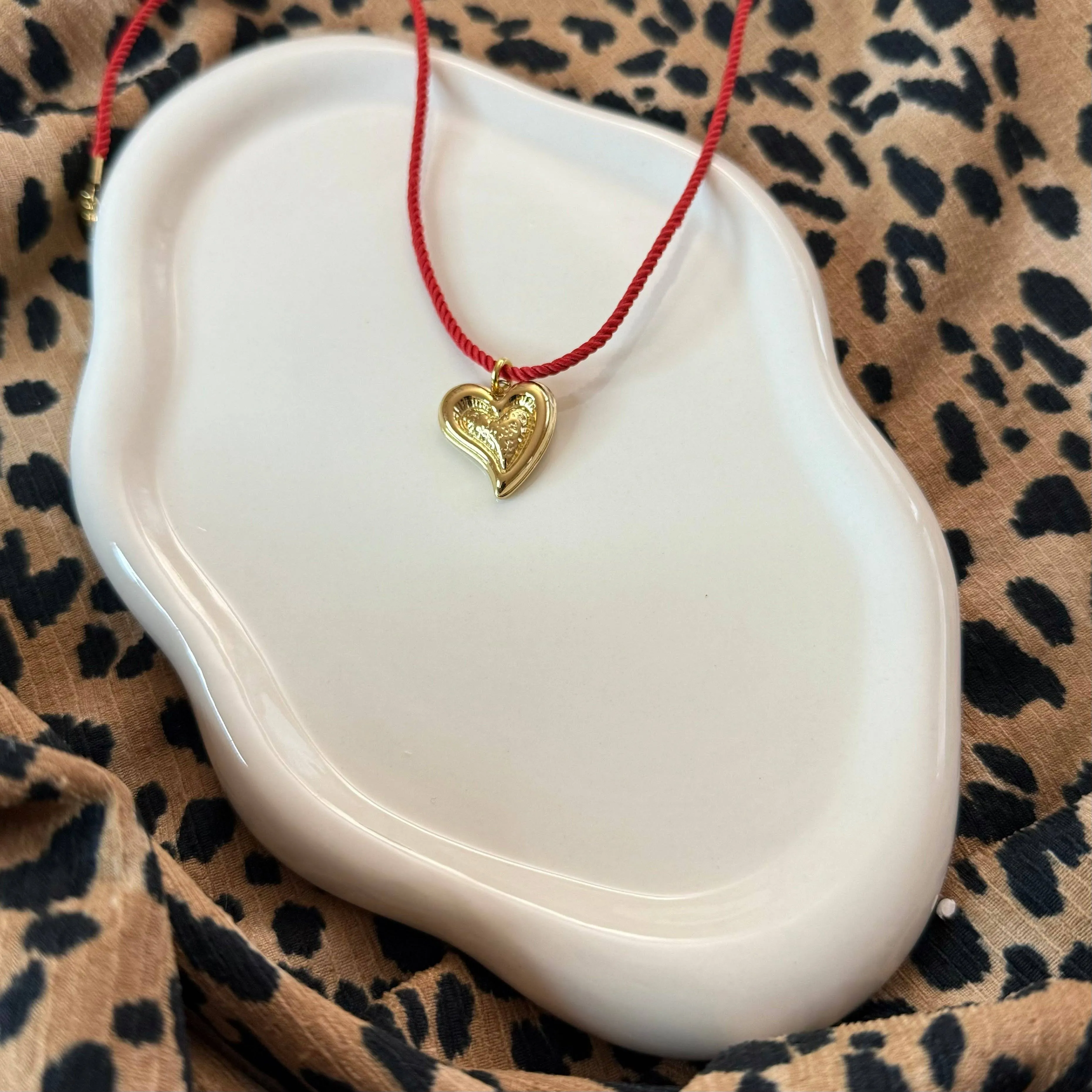 Cariña Heart Necklace