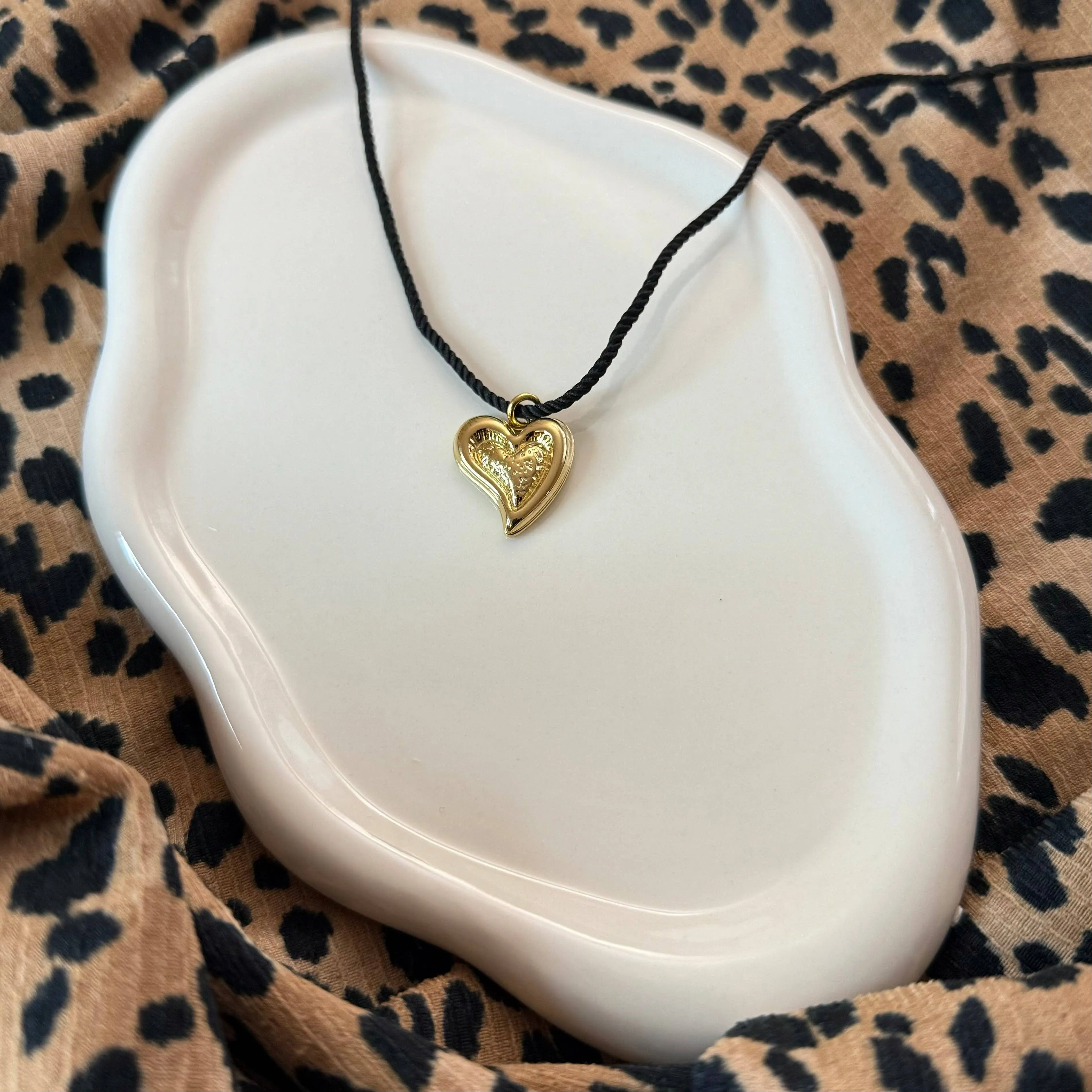 Cariña Heart Necklace