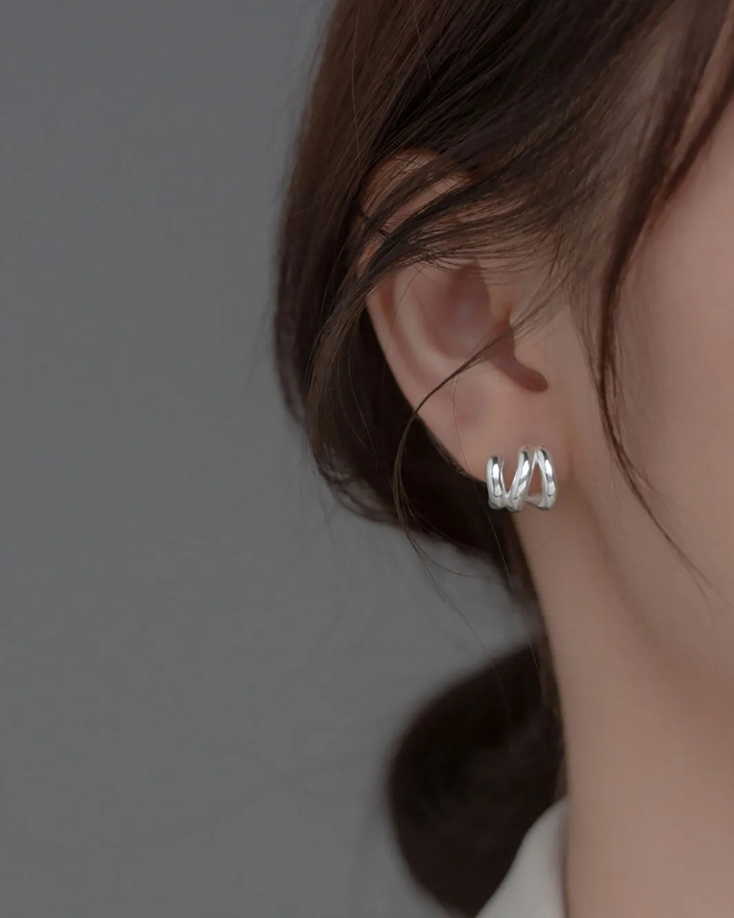 Carla Curved Stud Earrings