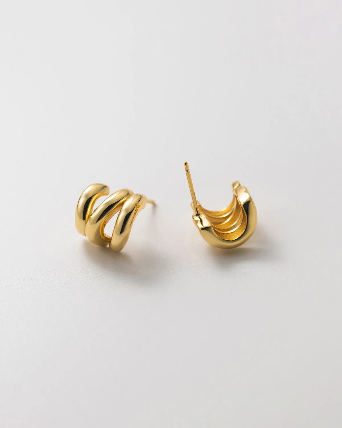 Carla Curved Stud Earrings