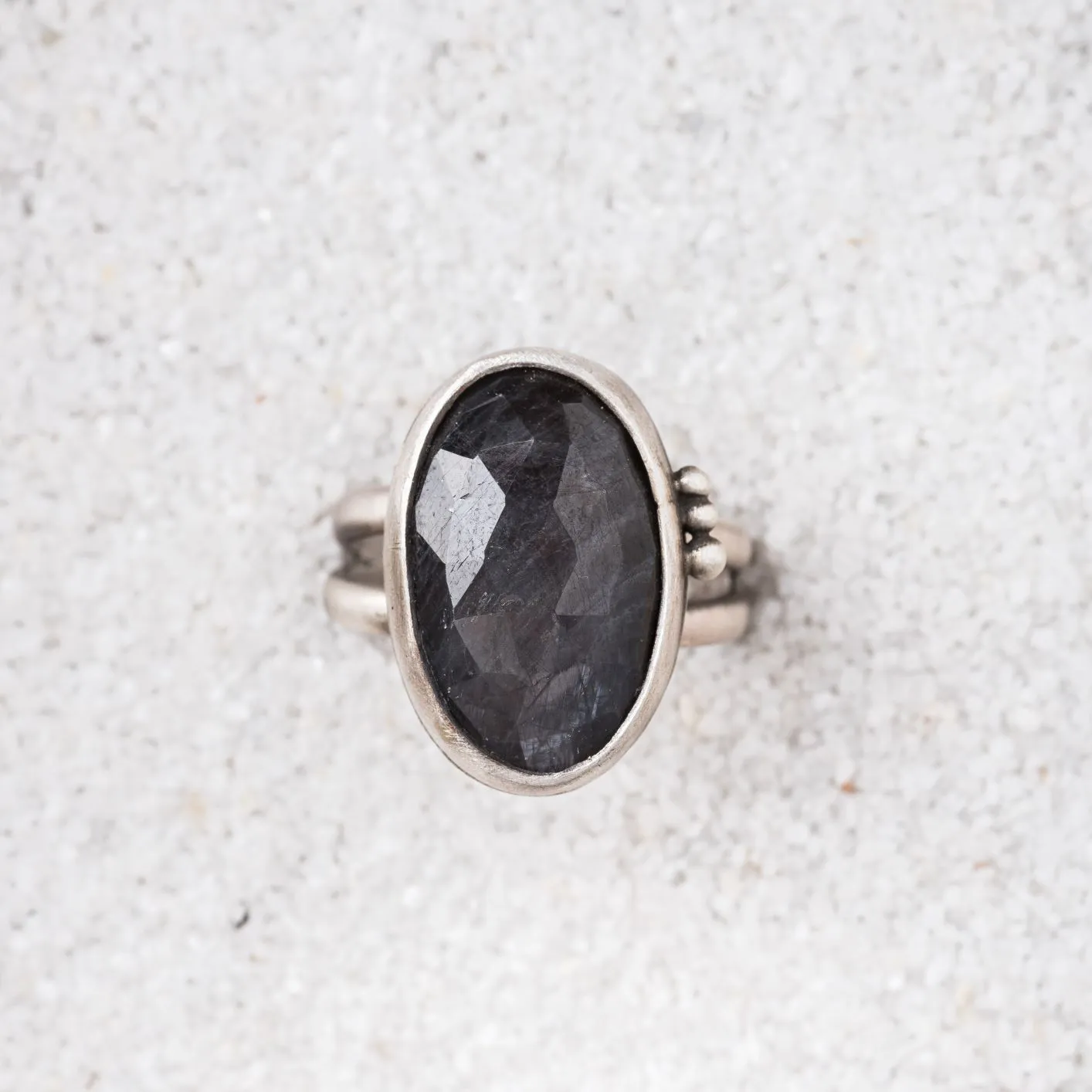 Chocolate Sapphire Ring on Split Band