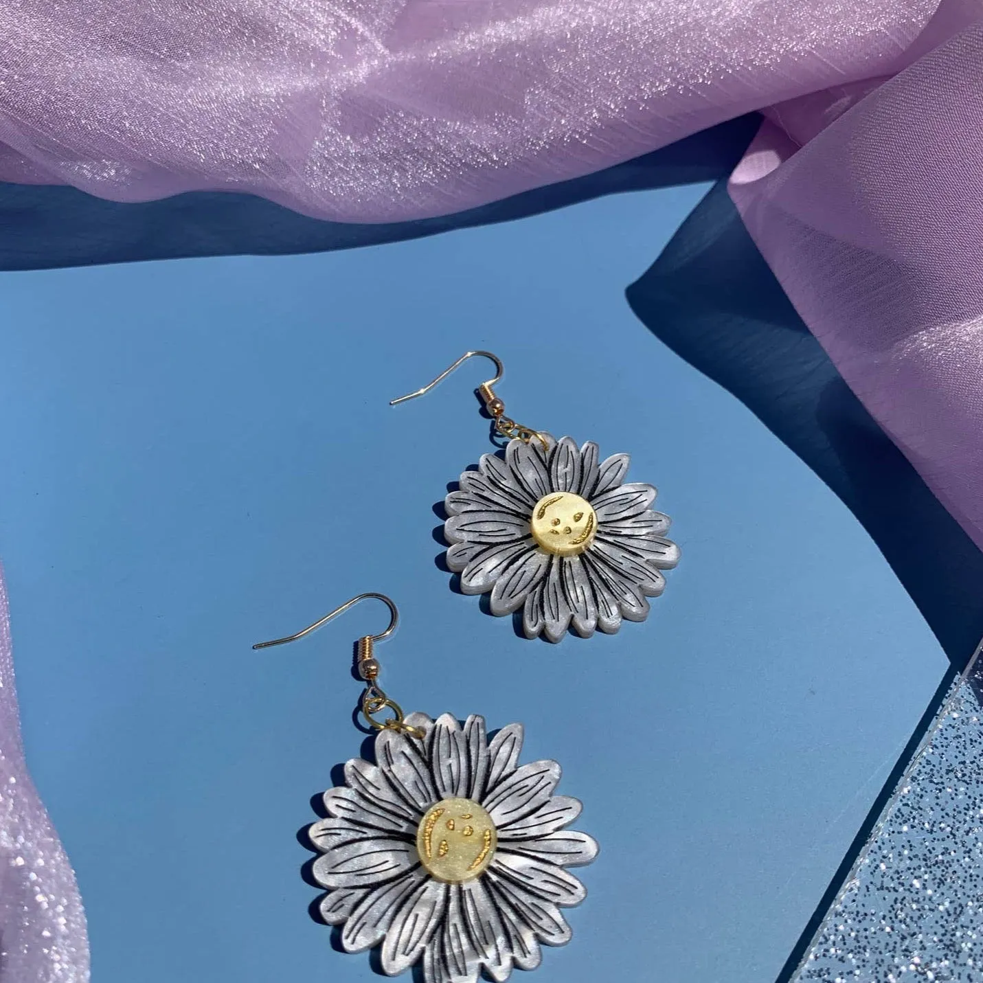 Classic Daisies Earrings