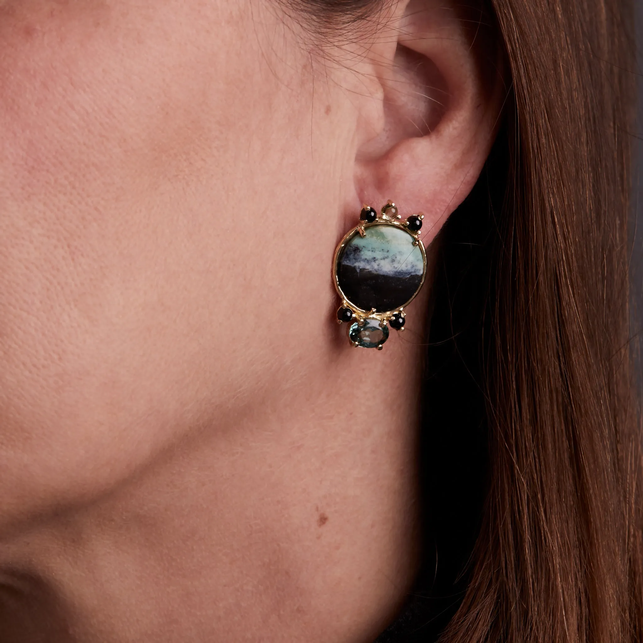 Classic Small Earclip 1118