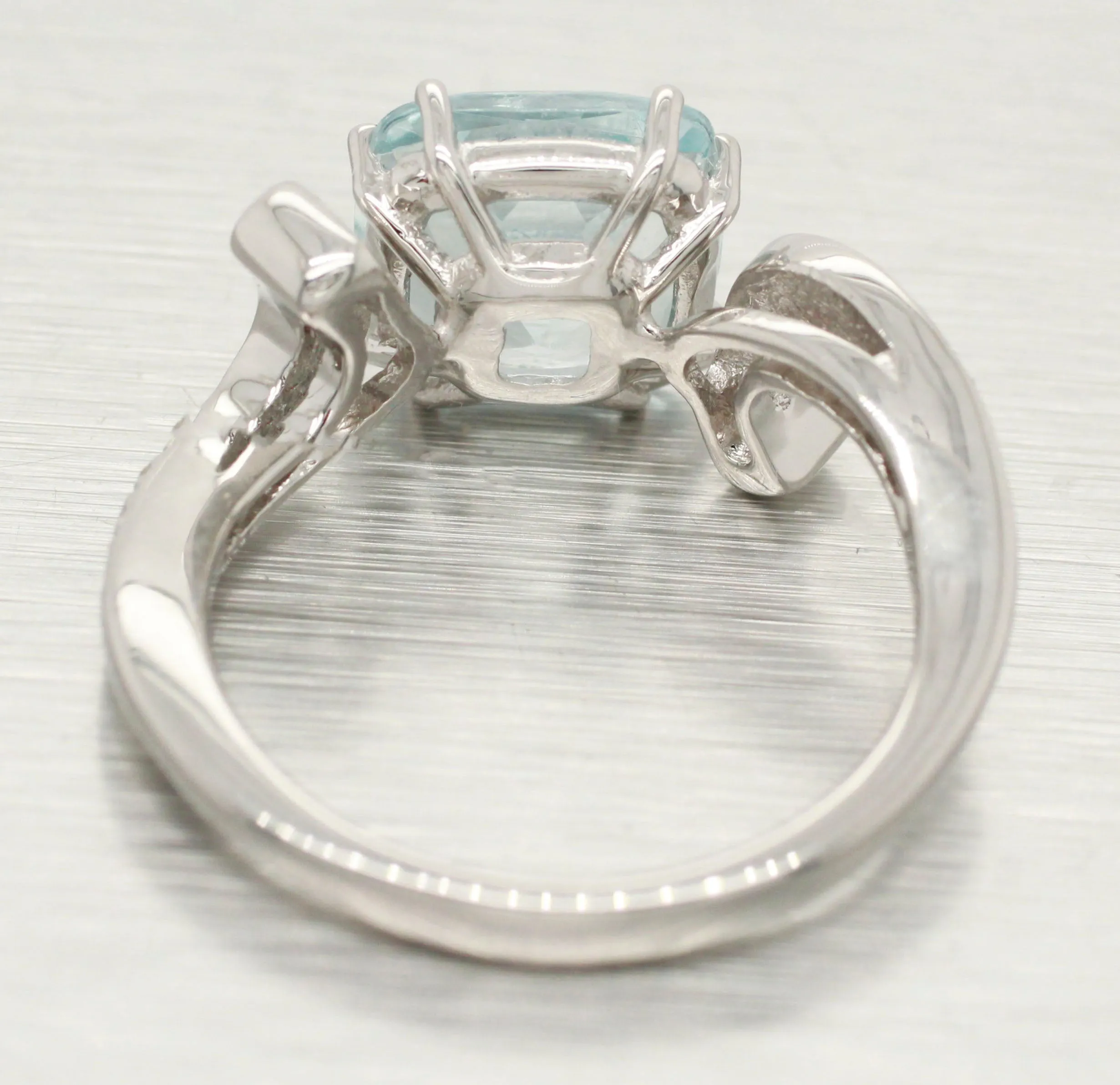 Comete 3ct Aquamarine Cocktail Ring - Diamond Accents - 18k White Gold Setting