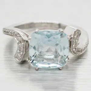 Comete 3ct Aquamarine Cocktail Ring - Diamond Accents - 18k White Gold Setting