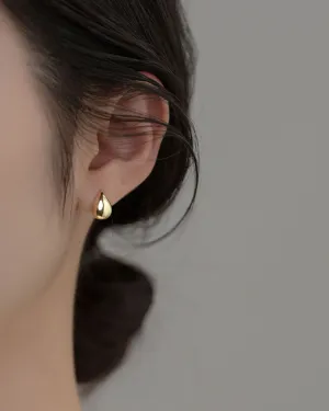 Derya Droplet Stud Earrings