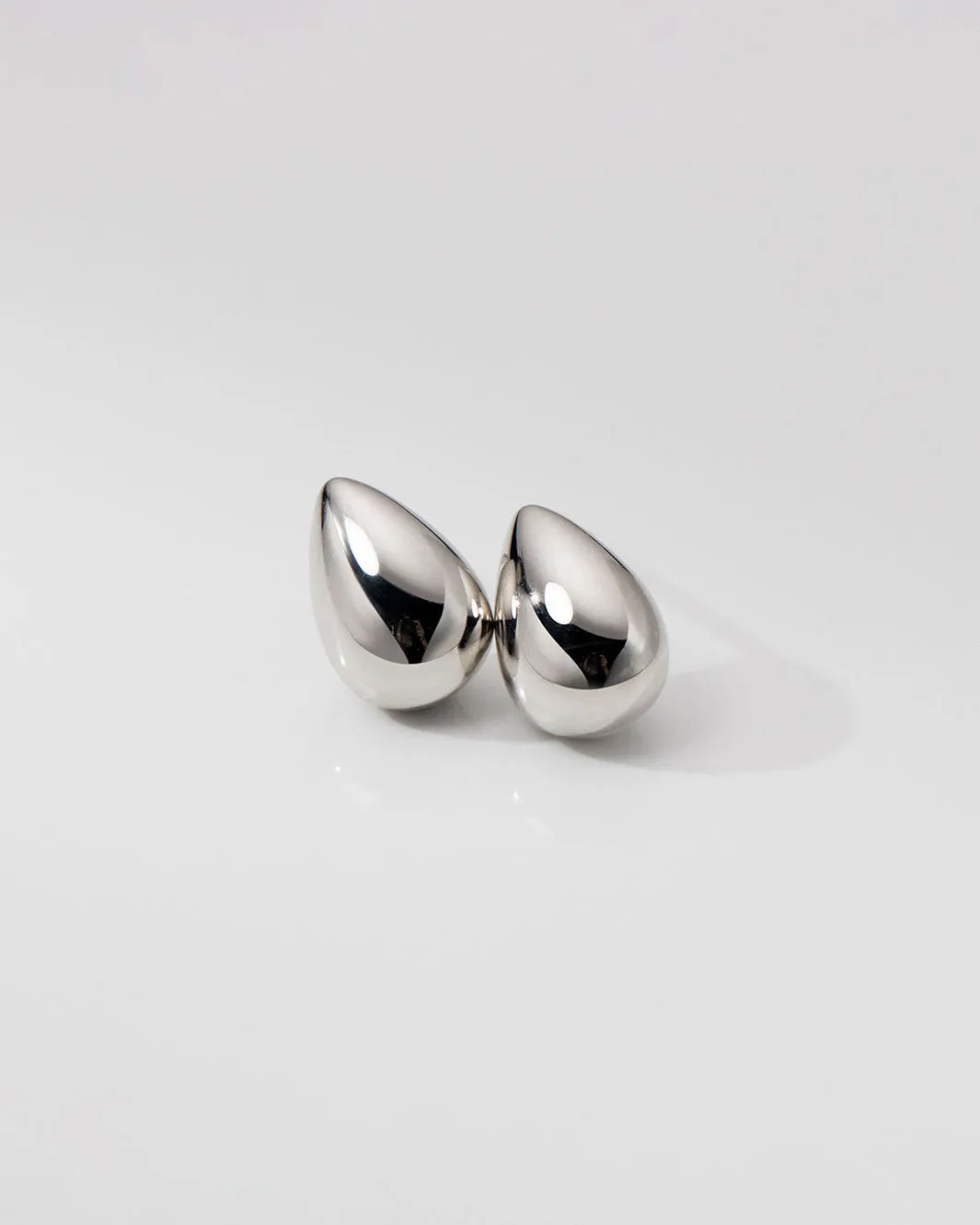 Derya Droplet Stud Earrings