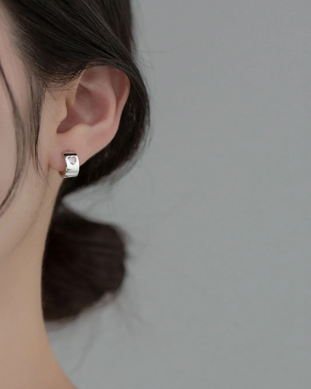 Elia Heart Chunky Huggie Earrings