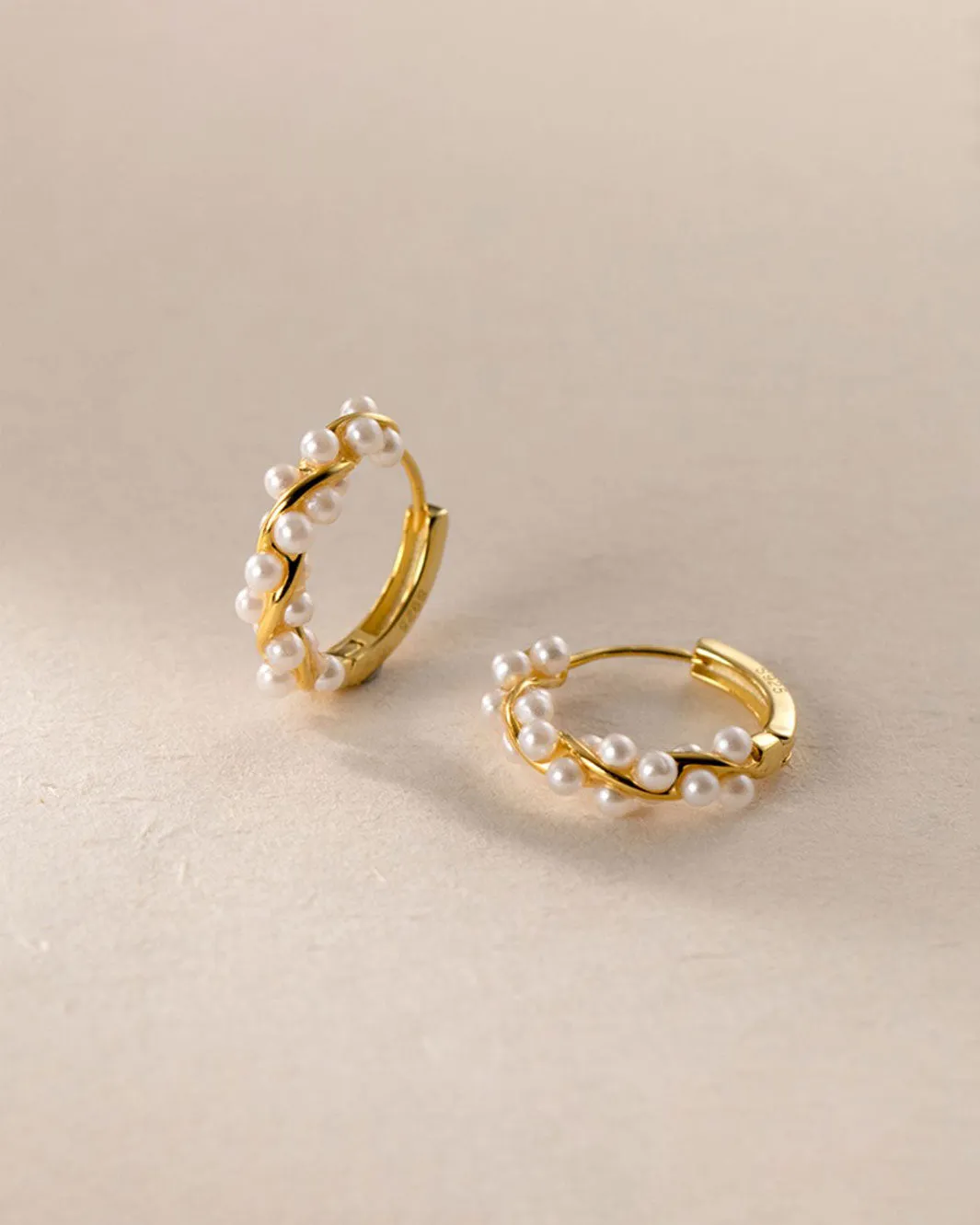 Eloise Pearl Hoop Earrings