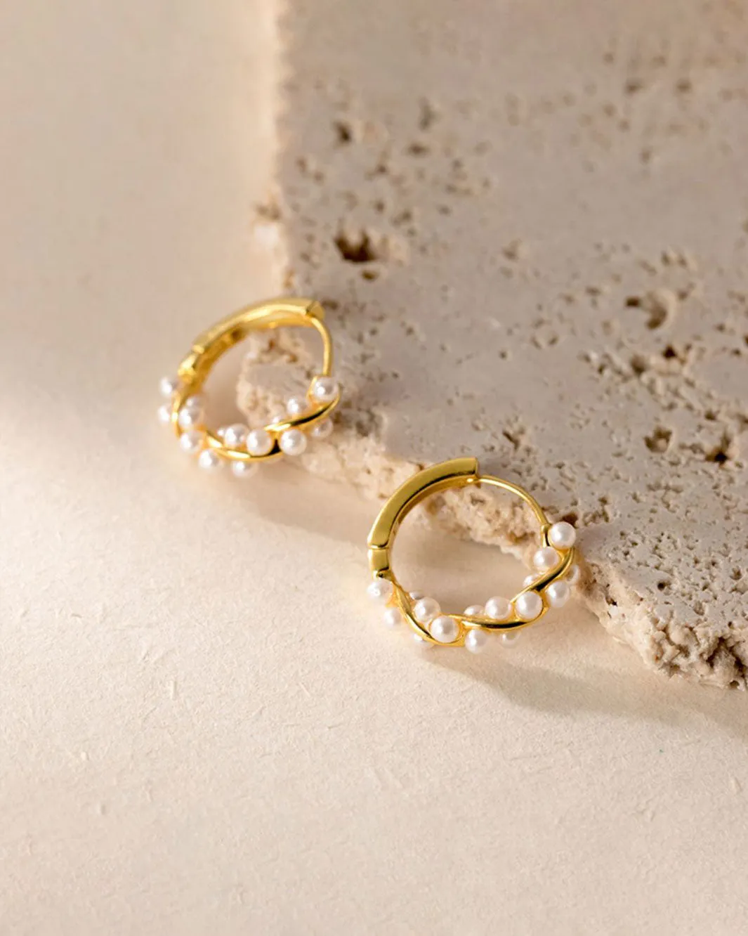 Eloise Pearl Hoop Earrings