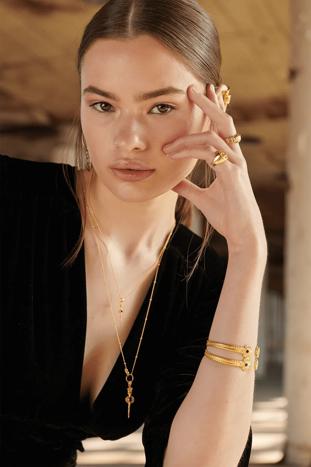 ESPADA NECKLACE