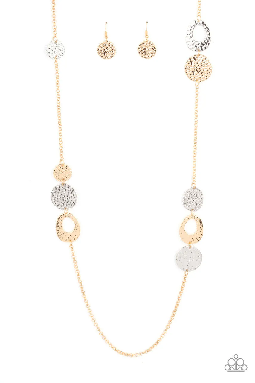 Gallery Guru Gold Paparazzi Necklace