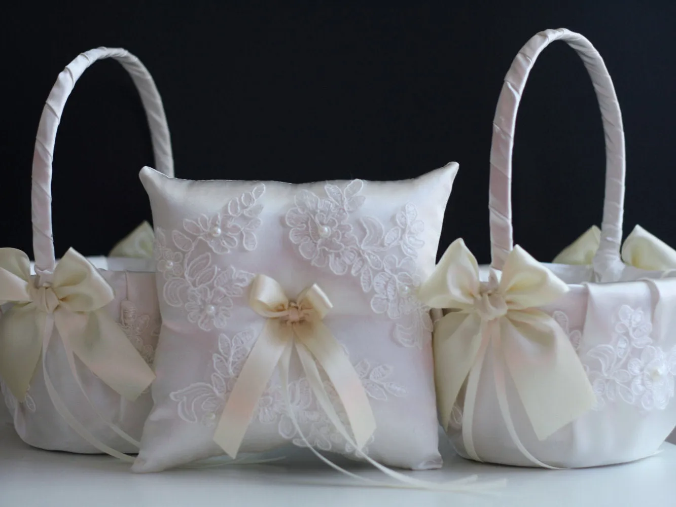 Ivory Ring Bearer Pillow \ Lace Wedding Pillow   Ivory Flower Girl Basket \ Lace Wedding Basket Pillow Set\ Lace Wedding Pillow for rings