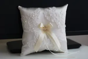 Ivory Ring Bearer Pillow \ Lace Wedding Pillow   Ivory Flower Girl Basket \ Lace Wedding Basket Pillow Set\ Lace Wedding Pillow for rings