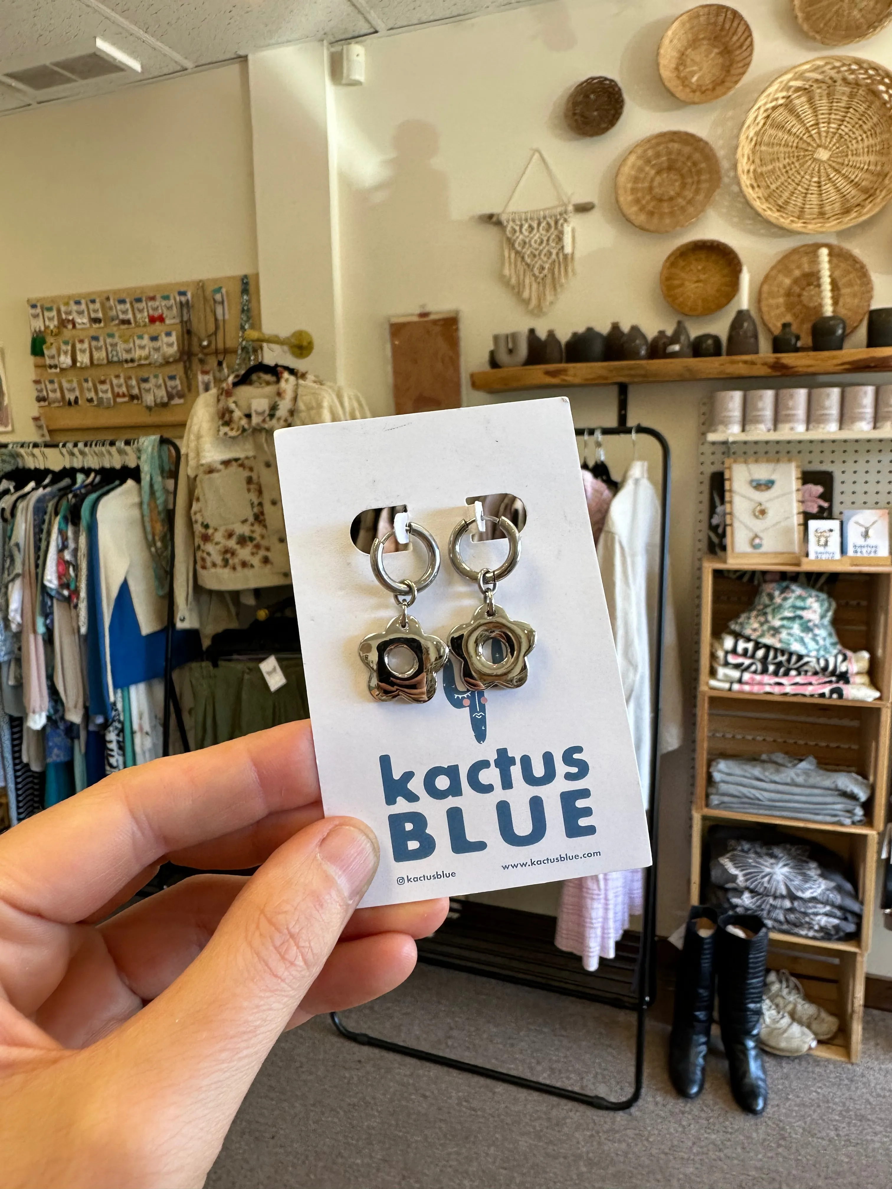 Kactus Blue - Silver Flower Earrings