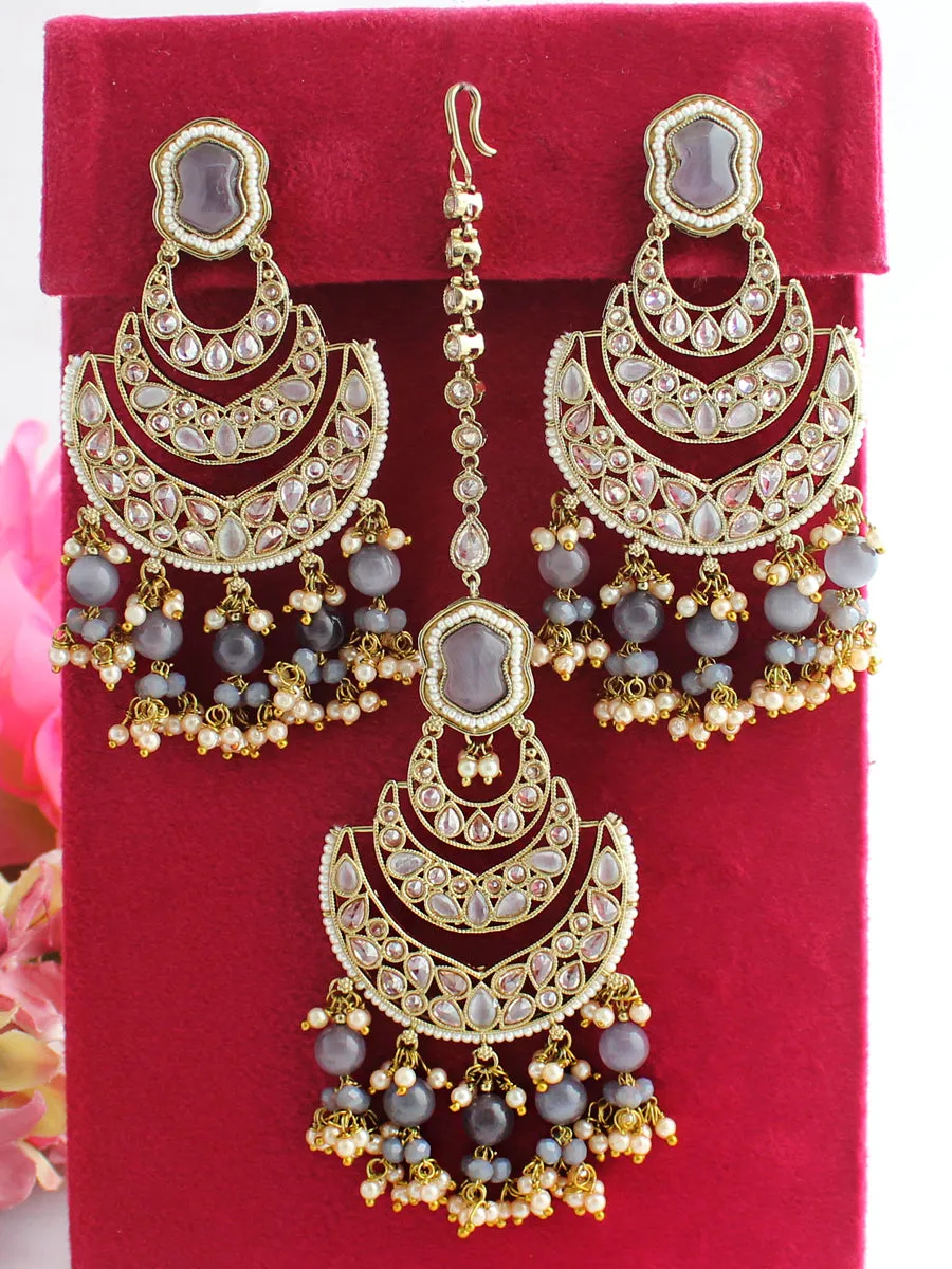 Kamya Earrings & Tikka