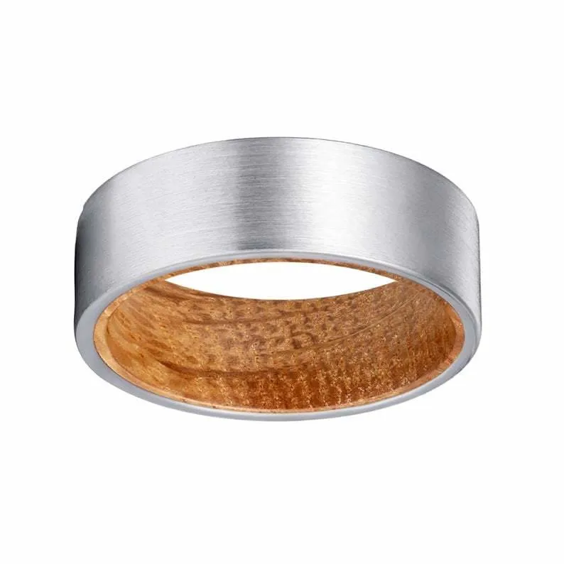 KEEN Men's Flat Tungsten Carbide Ring w/ Whiskey Barrel Wood Sleeve - 8MM
