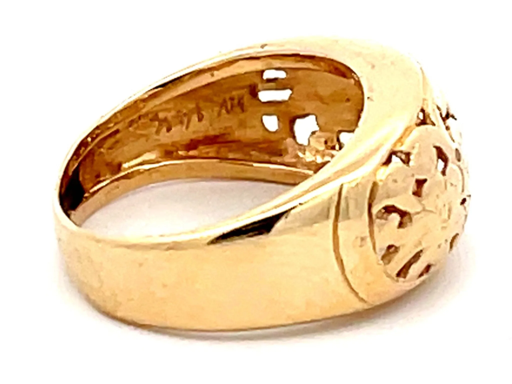 Mings Bird on a Plum Gold Cutout Dome Band Ring in 14k