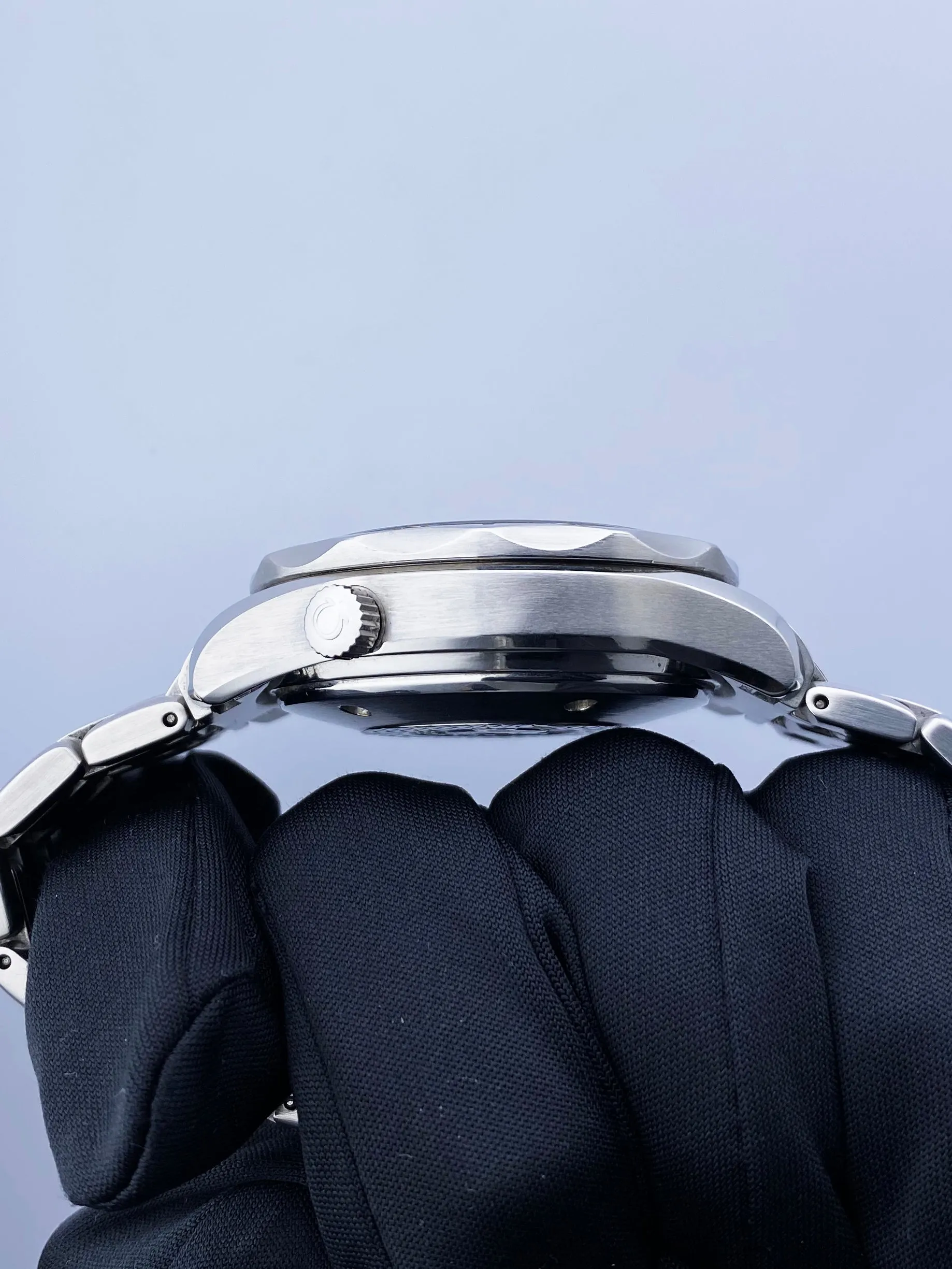 Omega Seamaster 2598.20.00 Chronograph Diver Men's Watch