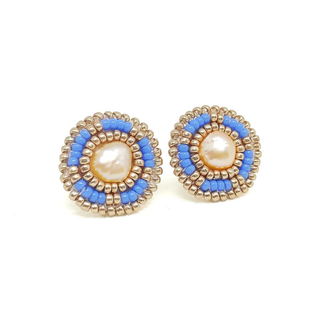 Periwinkle Classic Freshwater Pearl Stud Earrings