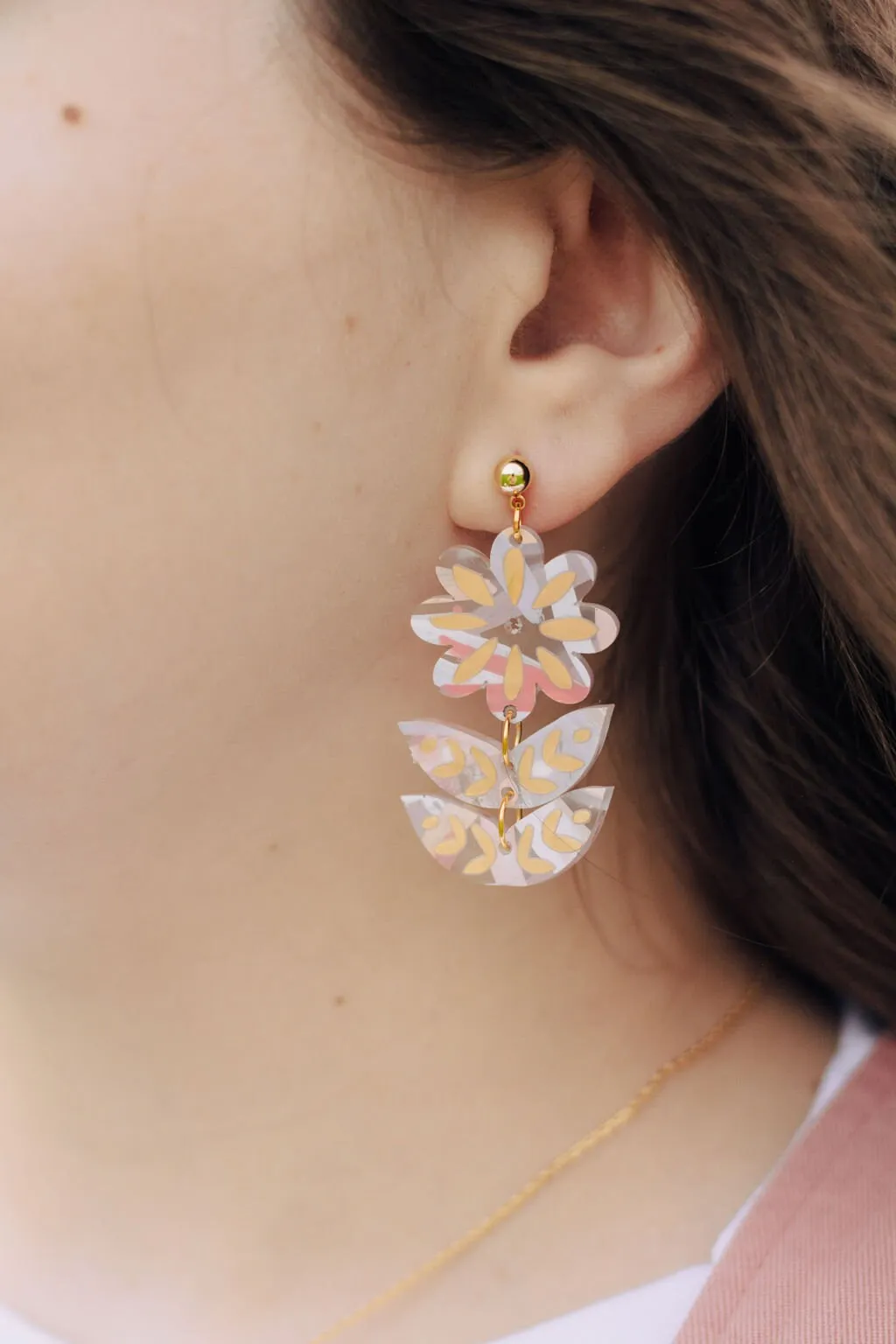 Pink flower earrings, acrylic earrings, flower jewelry, hand-painted earrings, flower statement earrings, bridesmaids gift