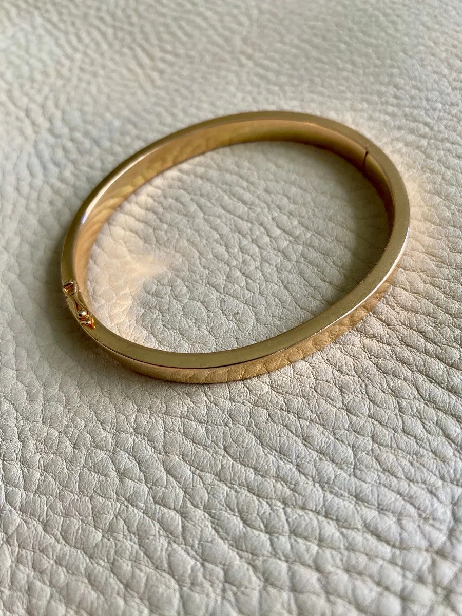 Scandinavian vintage 18k Gold hinged bangle