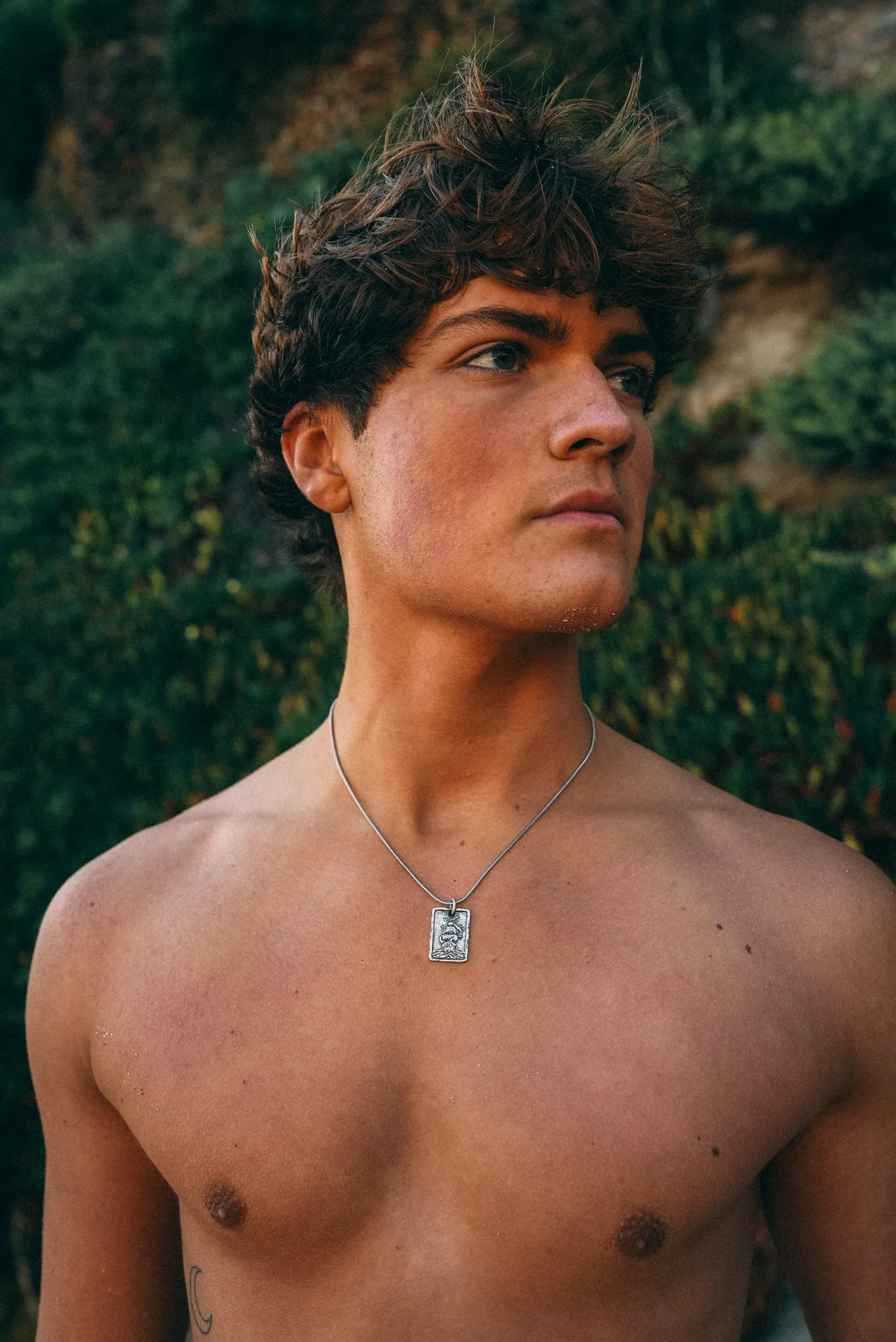 Shipwreck Chain