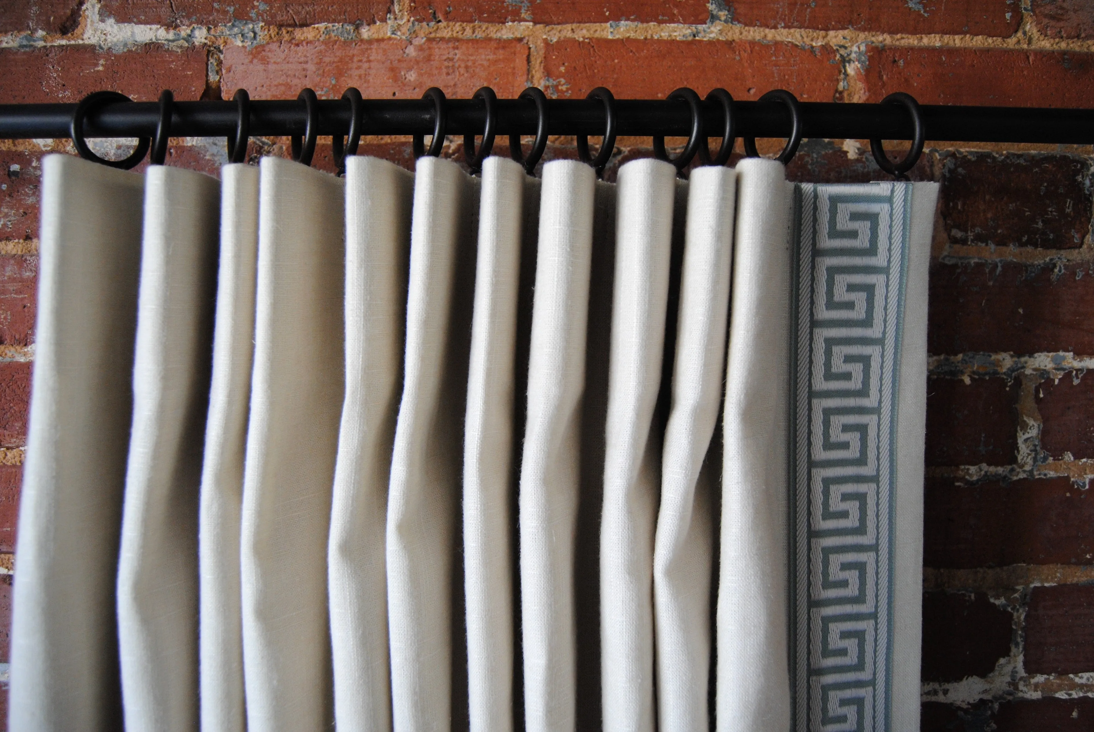 Solid Panel / Greek Key Trim