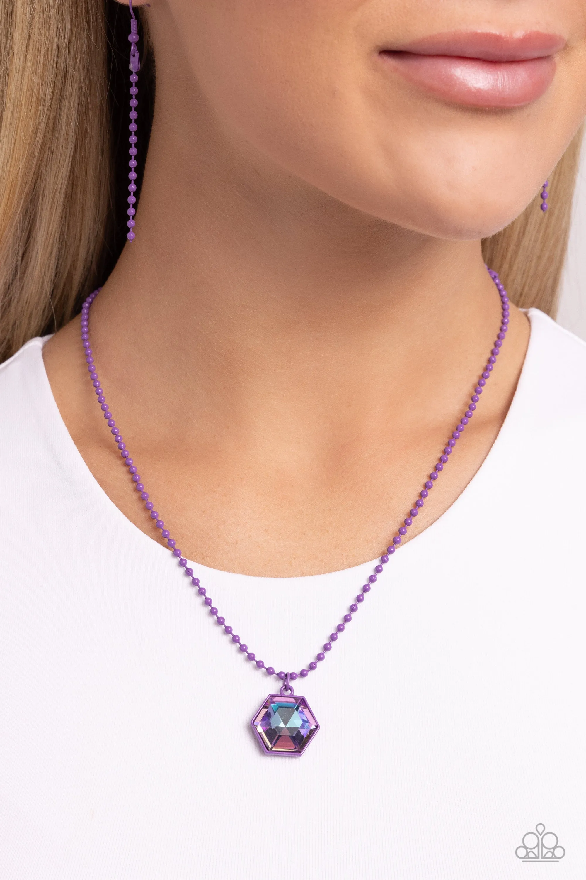 Sprinkle of Simplicity - Purple - Metallic Chain UV Hexagon Gem Paparazzi Short Necklace