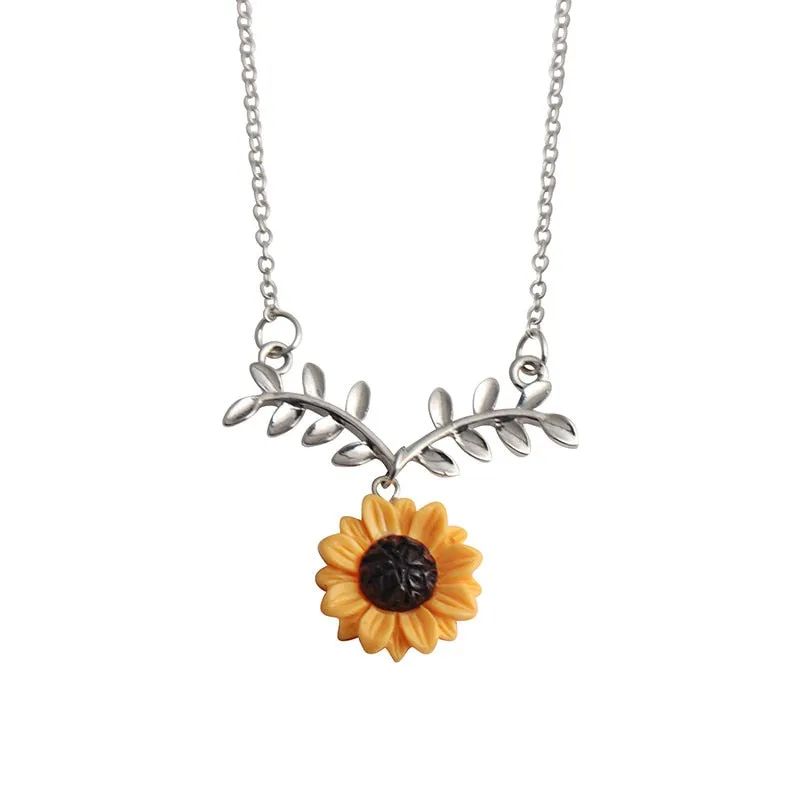 Sunflower Leaf Pendant Necklace Flower Collarbone Chains Beauty Pendant Women