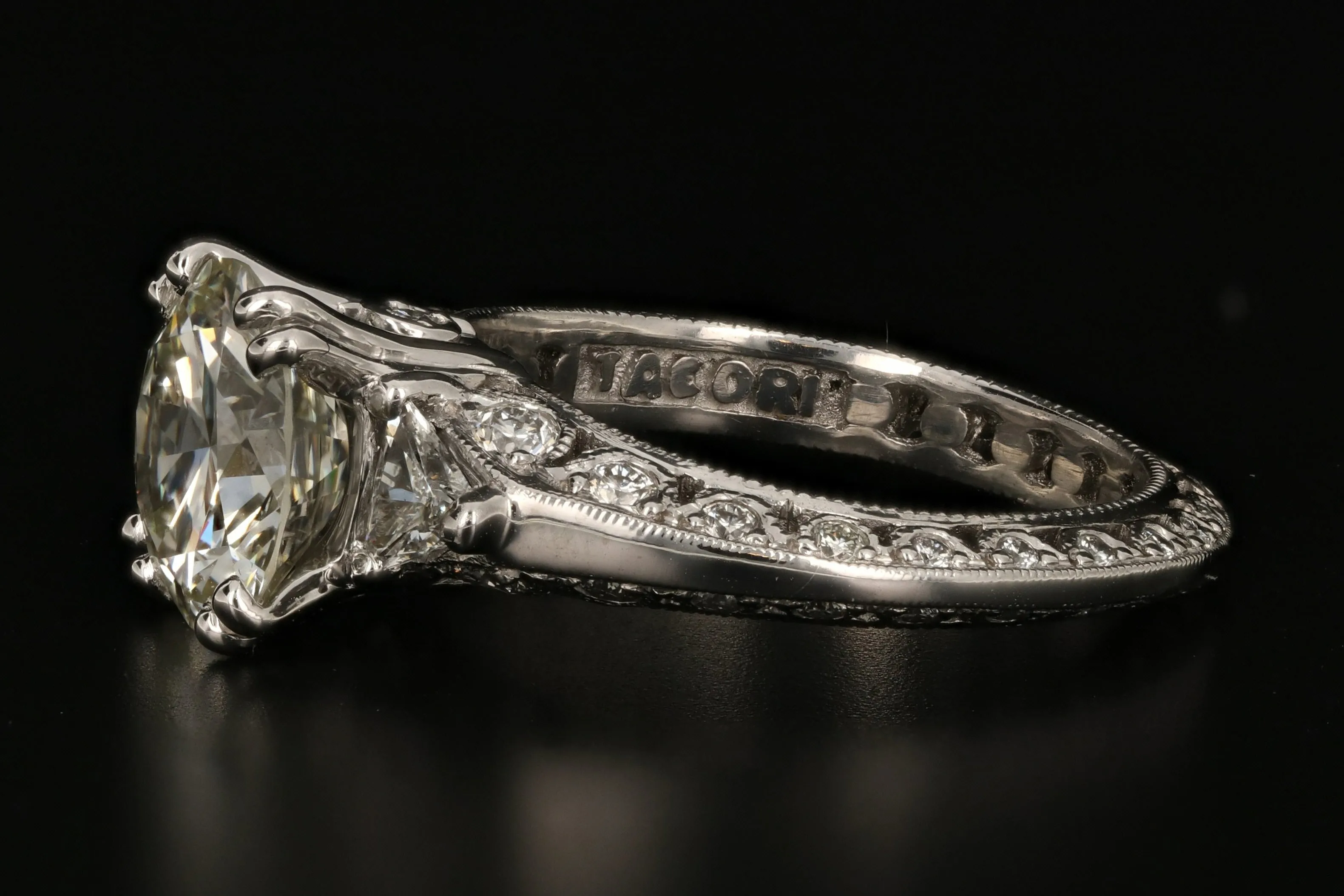 Tacori Platinum 2.3 Carat Diamond Ring GIA Certified