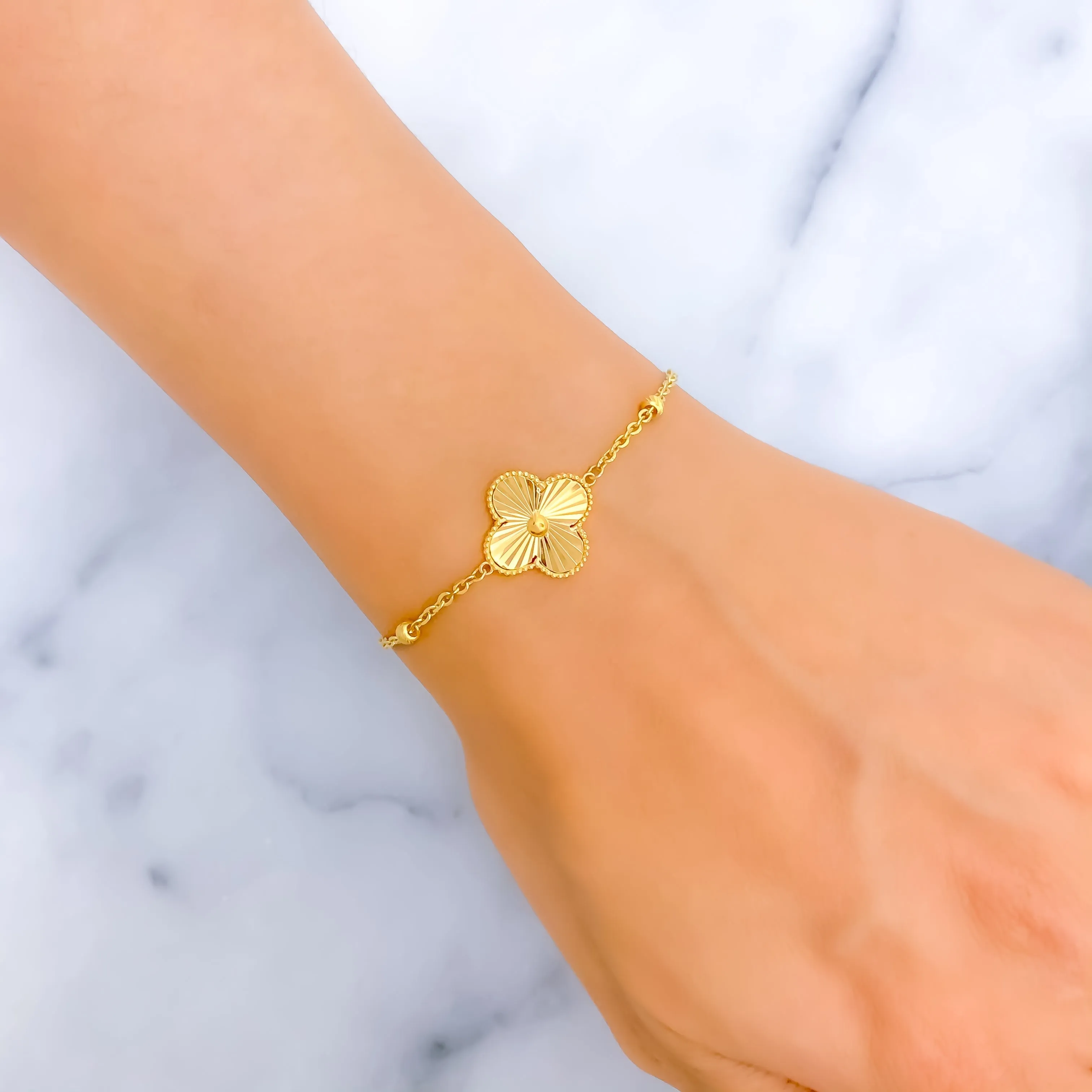 Trendy Ethereal 21k Gold Bracelet