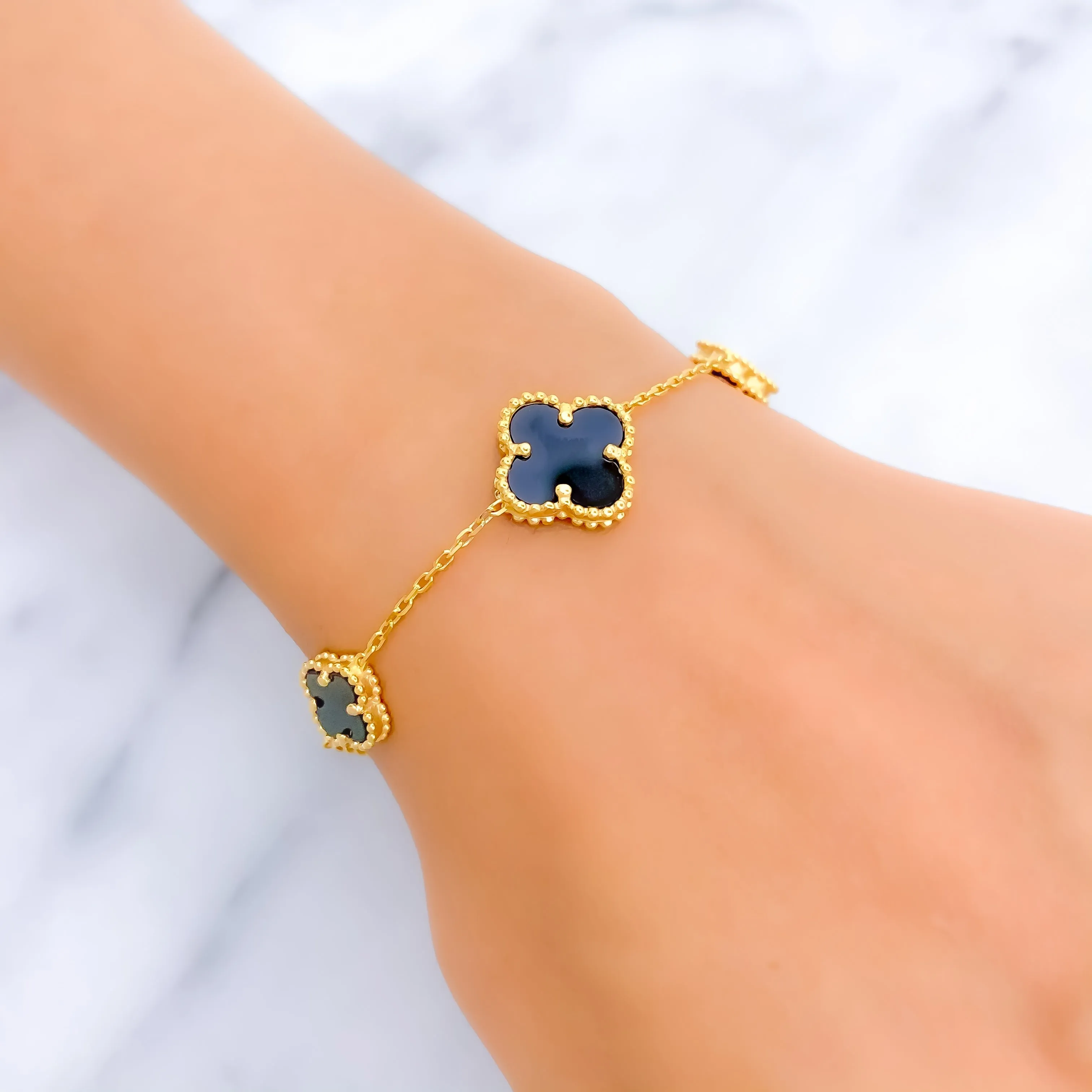 Versatile Lovely Gold Bracelet