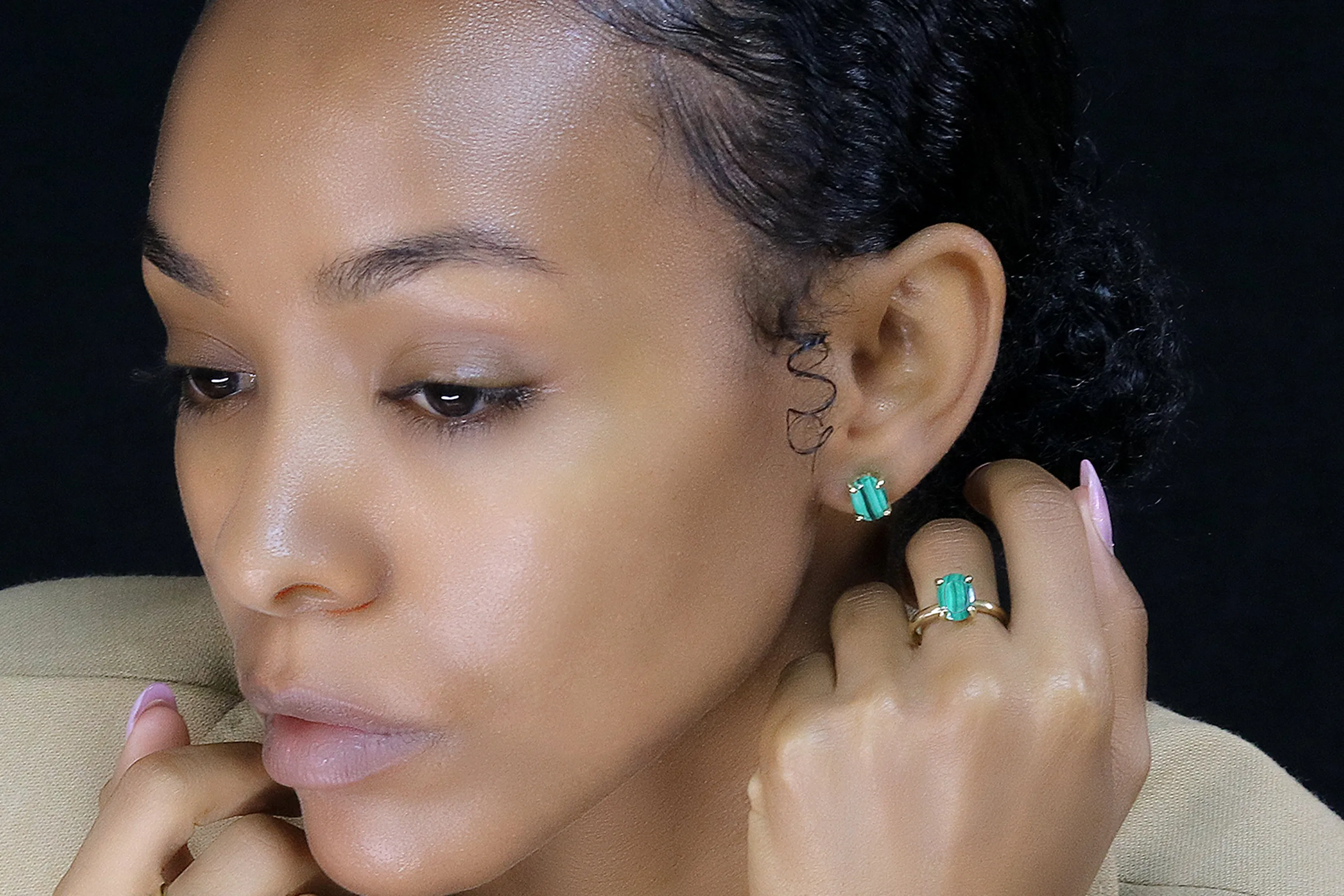Vibrant Oval Malachite Gold Earrings