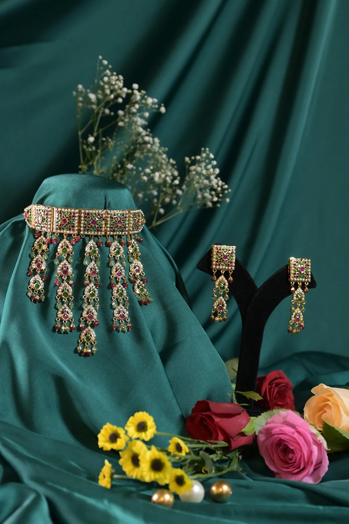 Vidhira Aura Necklace